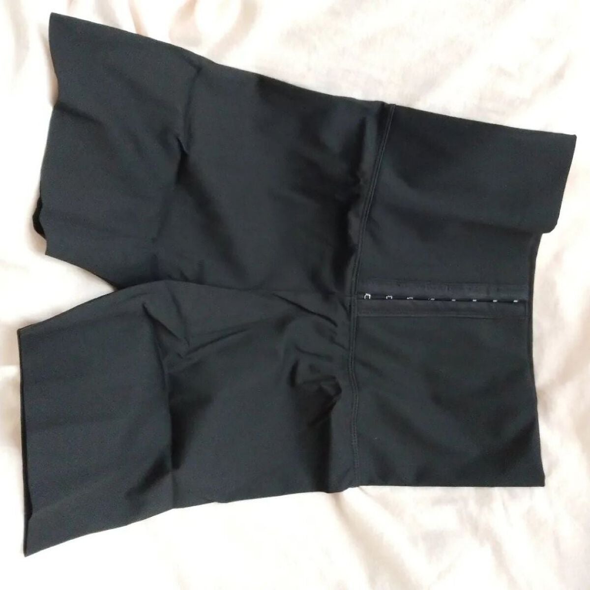 seiko_official on LIPS 「#ペルヴィガードスルンと履ける着心地フィットでひびかない太もも..」(6枚目)