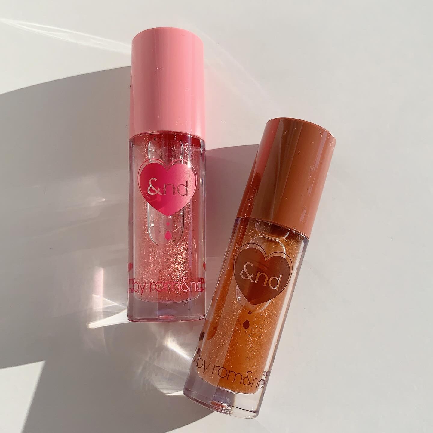 グラッシーコーティンググロス/&nd by rom&nd/リップグロスを使ったクチコミ（3枚目）