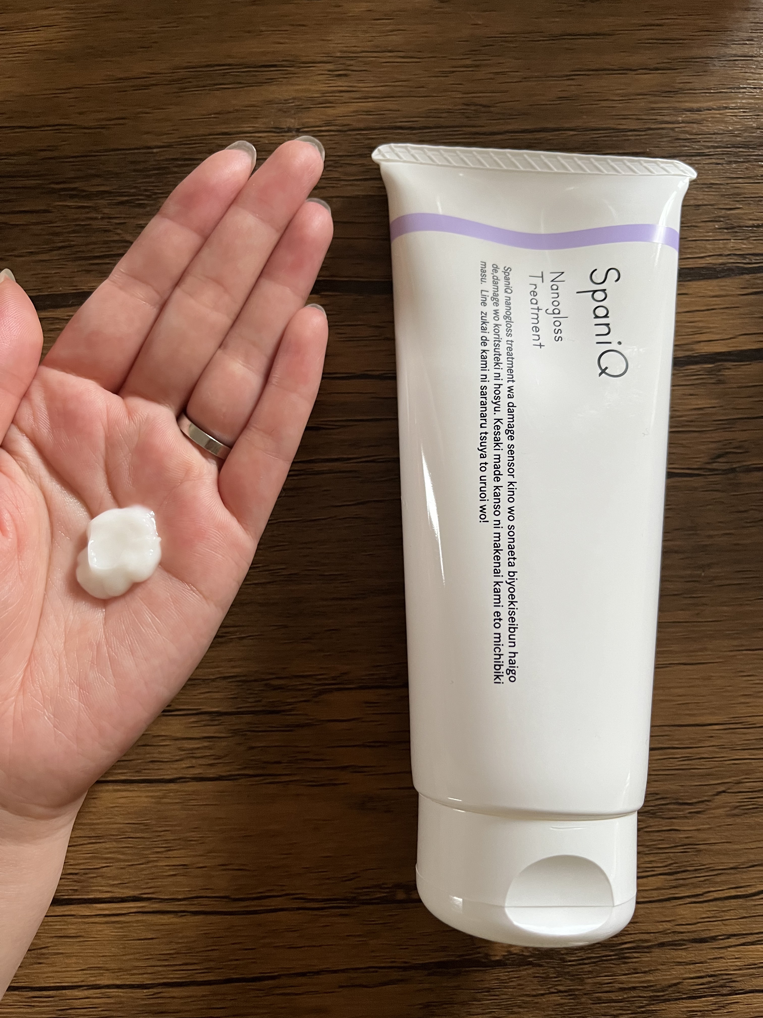 SpaniQ SpaniQ ナノバブルシャンプーのクチコミ「洗い上がりの手触りが柔らかく感じました🤍
ずっと触っていたくなる🫶🏻
 ..」（1枚目）