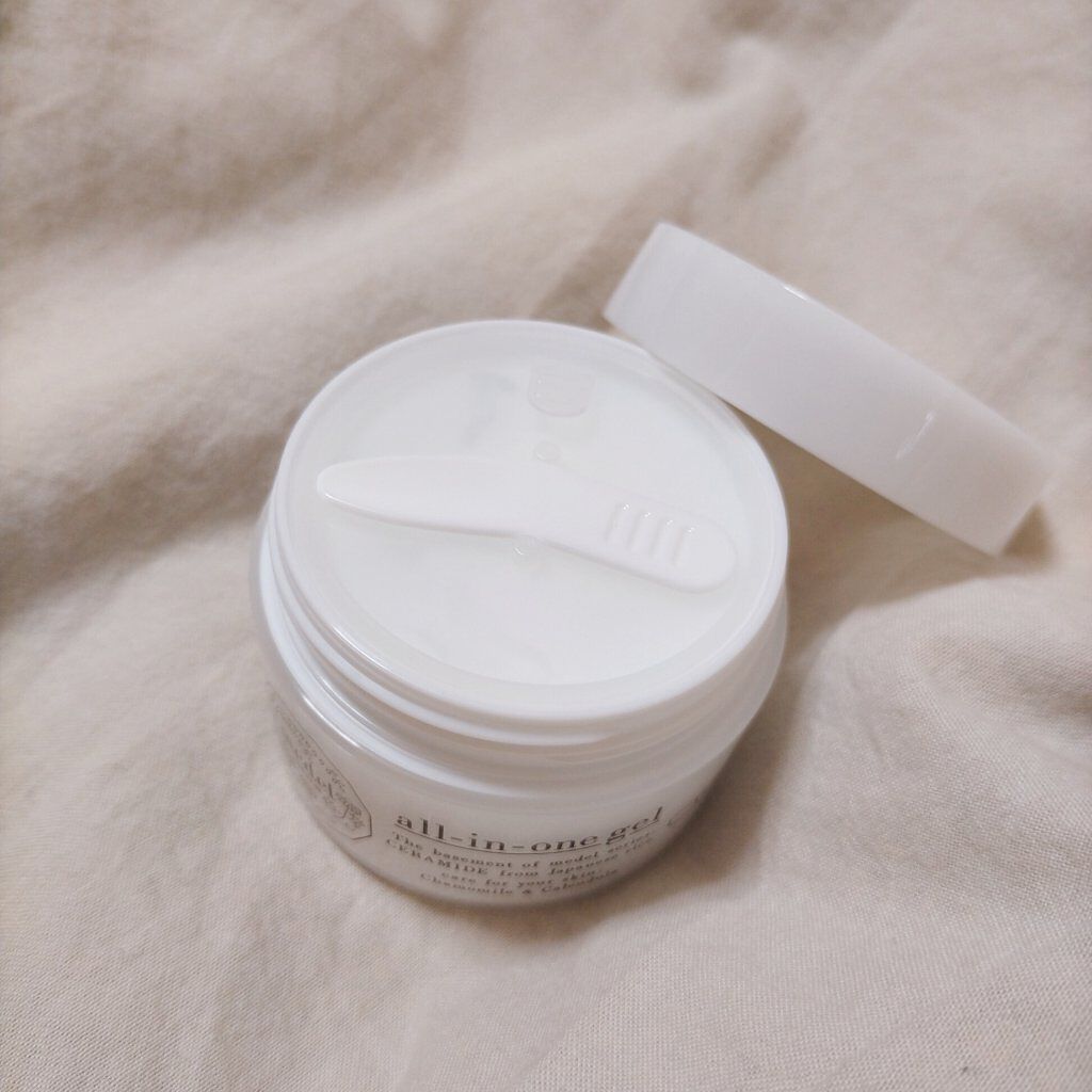 オールインワンジェル ローズマリーブレンドアロマ/medel natural(メデル ナチュラル)/オールインワン化粧品を使ったクチコミ（2枚目）