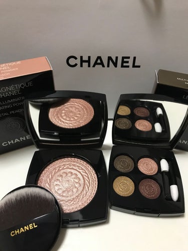 レ キャトル オンブル 342 ルミエール エ オピュロンス/CHANEL/アイシャドウパレットを使ったクチコミ（1枚目）