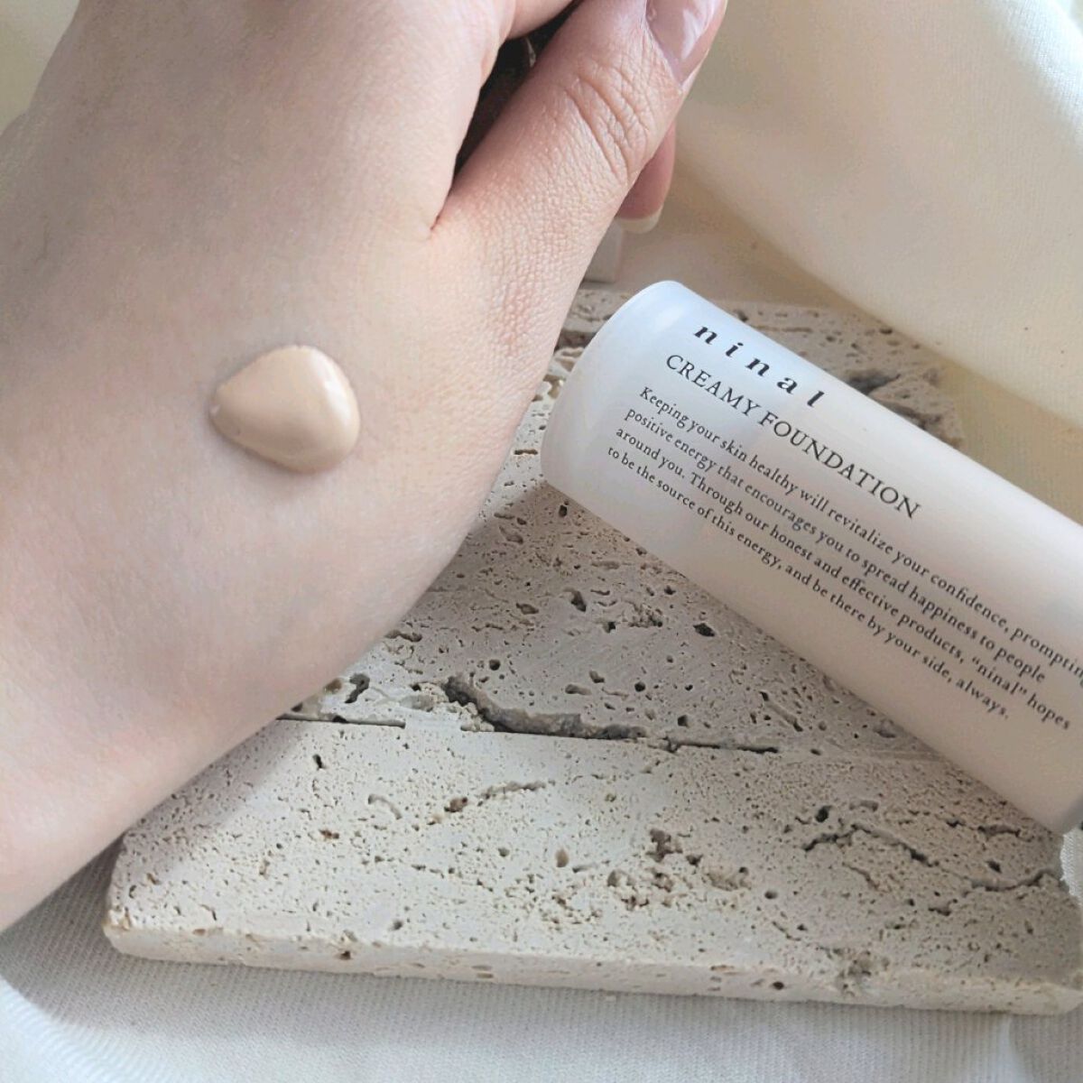 ninal クリーミィファンデーション 101/ninal/クリーム・エマルジョンファンデーションを使ったクチコミ（3枚目）