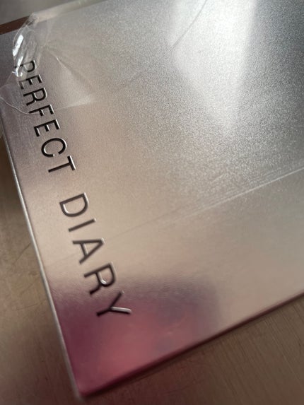 PERFECT DIARY (パーフェクトダイアリー)「原石」9色アイシャドウ クリスマス限定/PERFECT DIARY/アイシャドウパレットを使ったクチコミ(1枚目)