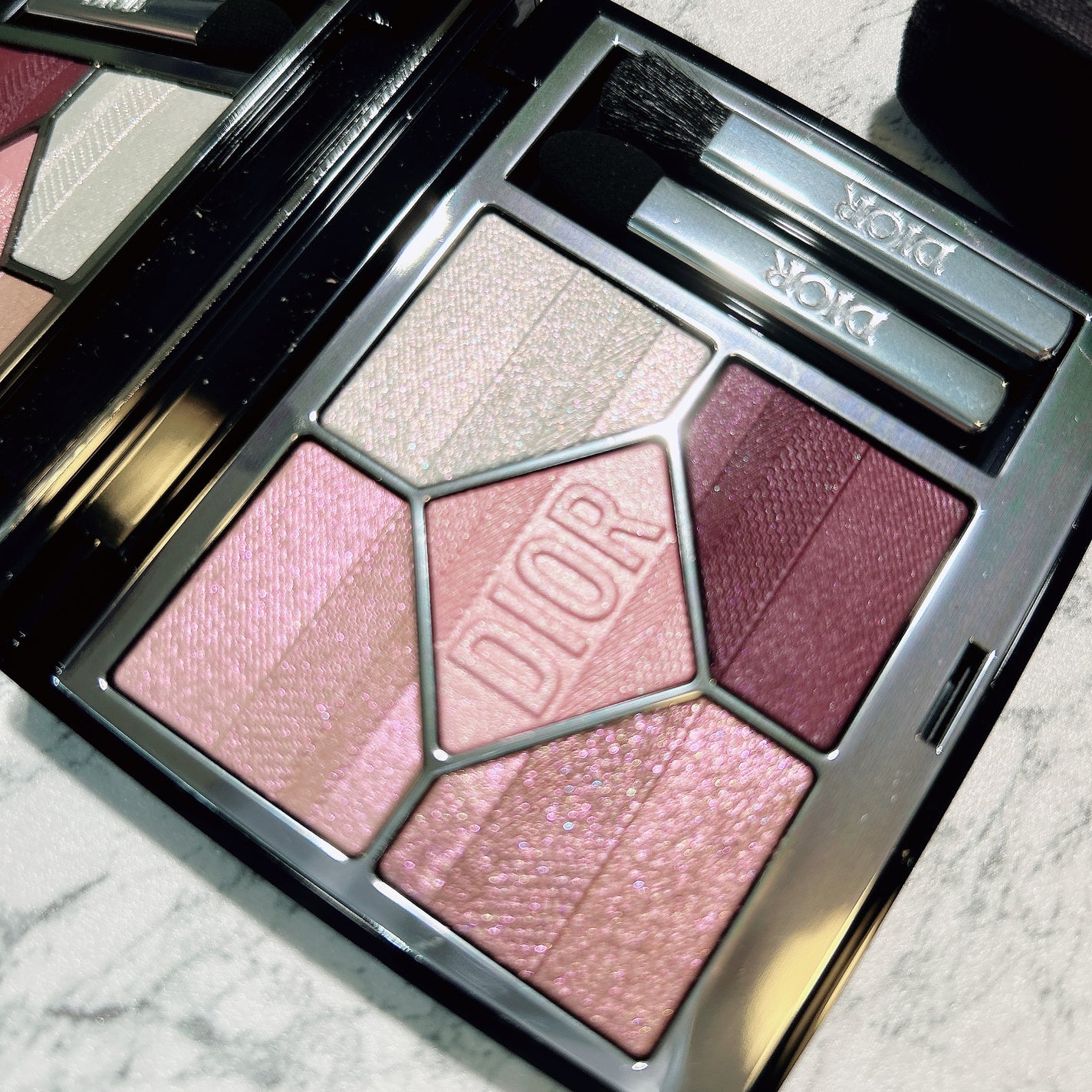 ディオールショウ サンク クルール(プラン ドゥ パリ コレクション限定品)/Dior/アイシャドウを使ったクチコミ(4枚目)