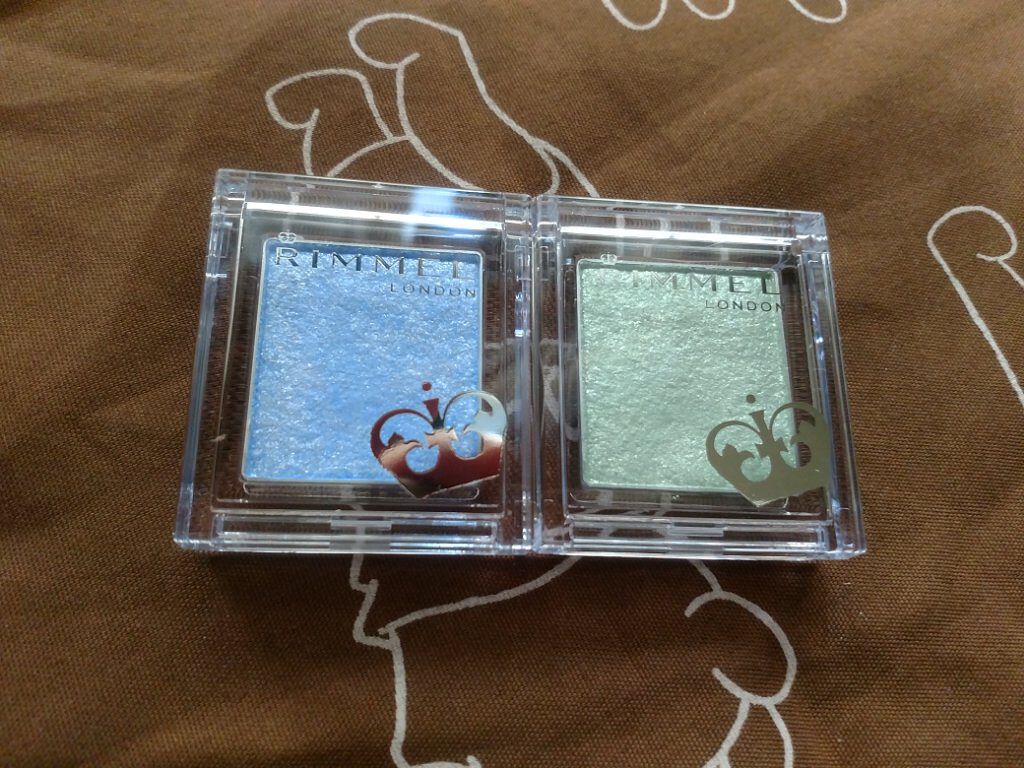 プリズム パウダーアイカラー/リンメル ロンドン/単色アイシャドウを使ったクチコミ(1枚目)