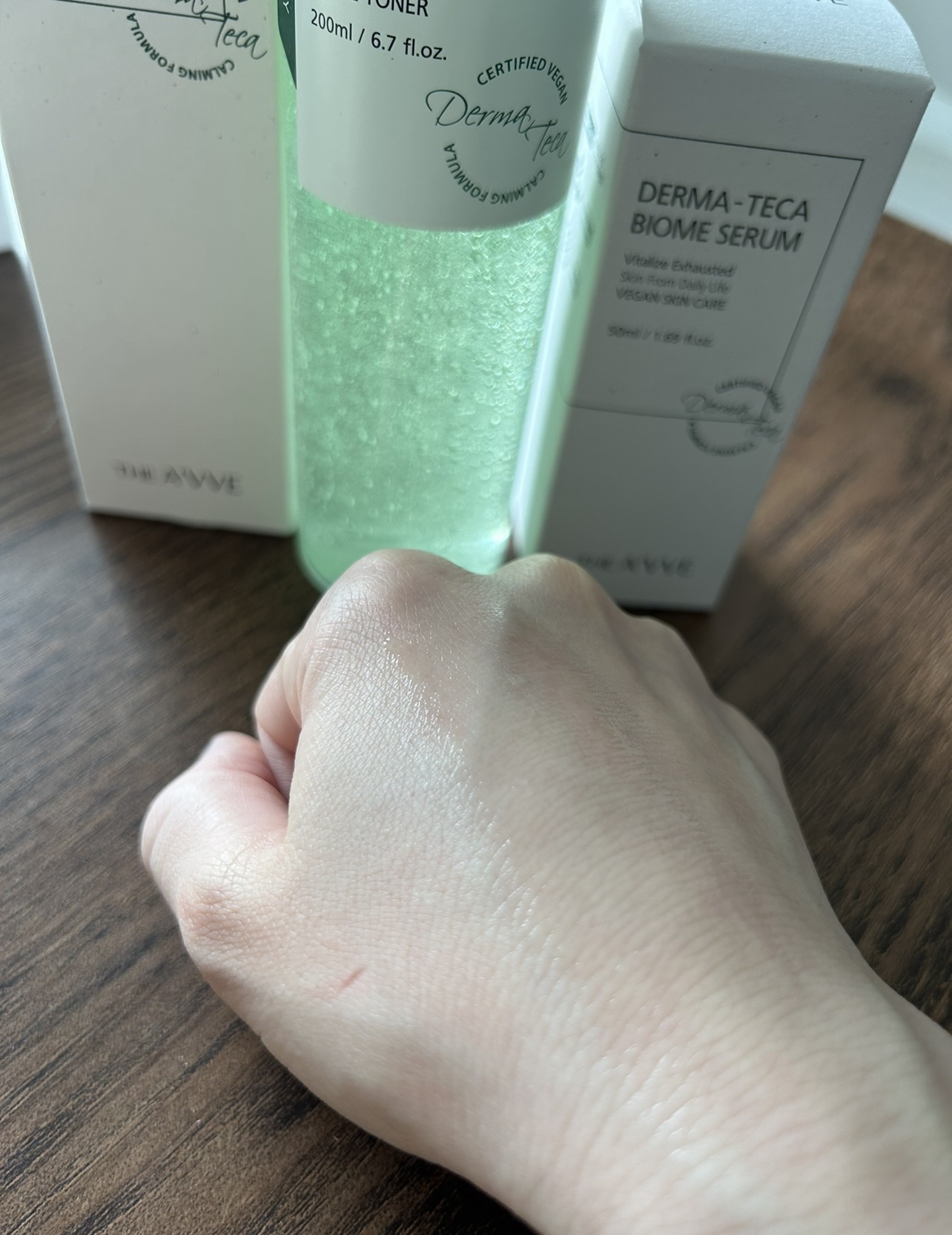 ダーマテカバイオームセラム/THE A'VVE/美容液を使ったクチコミ（3枚目）