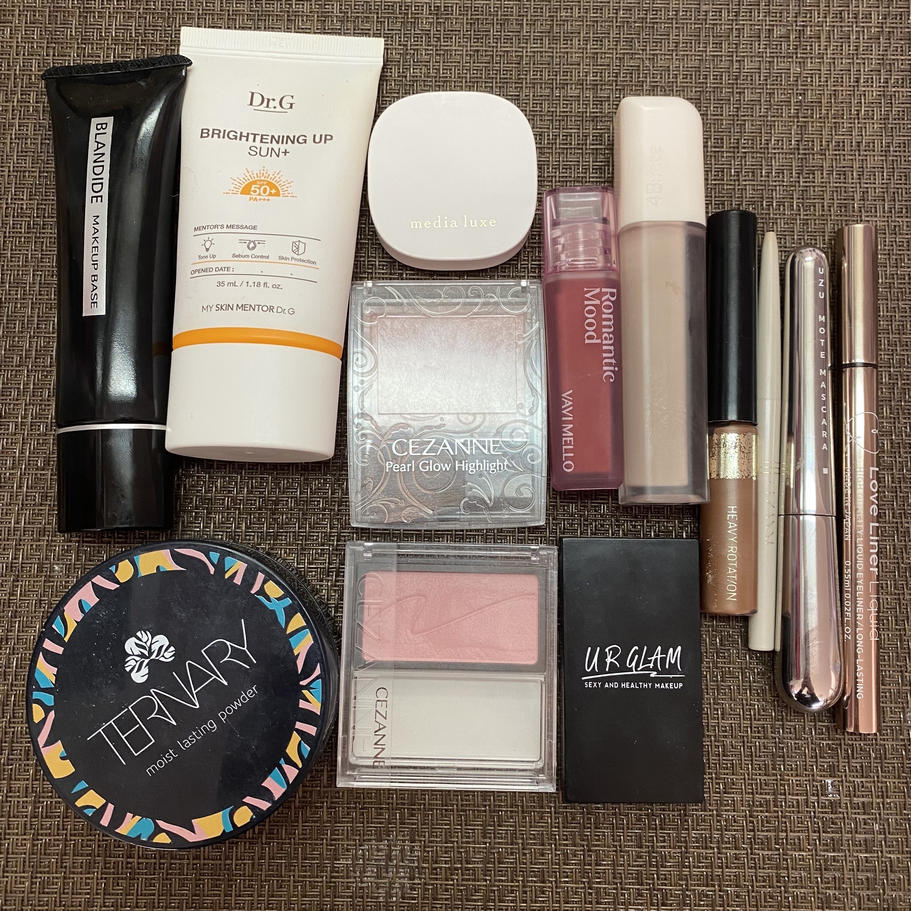 ロマンティックムードシアーティント 05 Something/VAVI MELLO/リップティントを使ったクチコミ（3枚目）