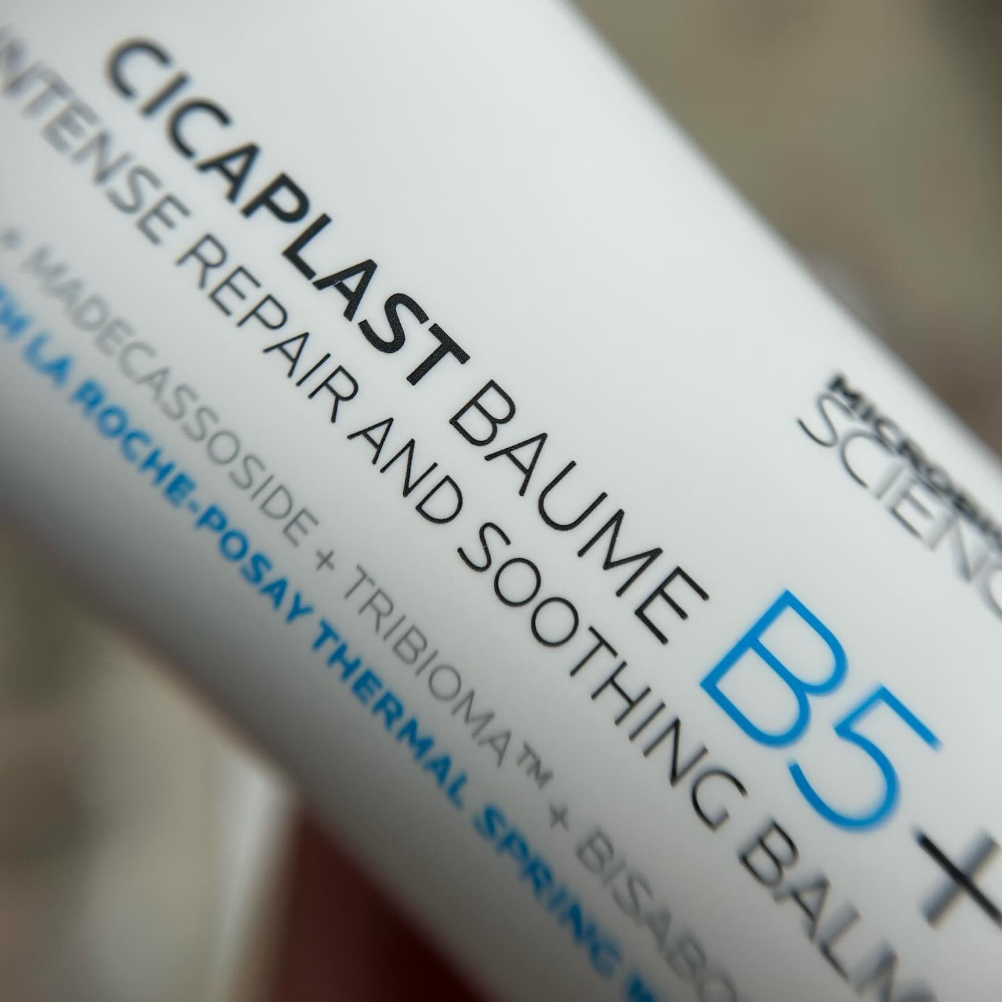 シカプラスト リペアクリーム B5+	/ラ ロッシュ ポゼ/フェイスクリームを使ったクチコミ（2枚目）