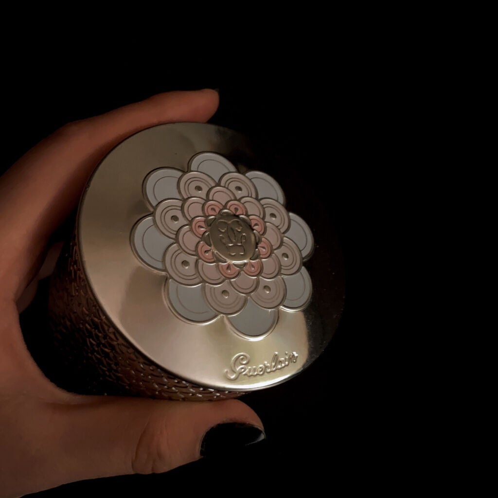 メテオリット ビーユ/GUERLAIN/フェイスパウダーを使ったクチコミ(1枚目)