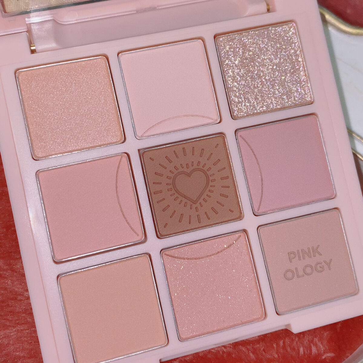 マイフェイブムードアイパレット 9カラー 03 ピンクオロジー(PINKOLOGY)/HOLIKA HOLIKA/アイシャドウパレットを使ったクチコミ（3枚目）