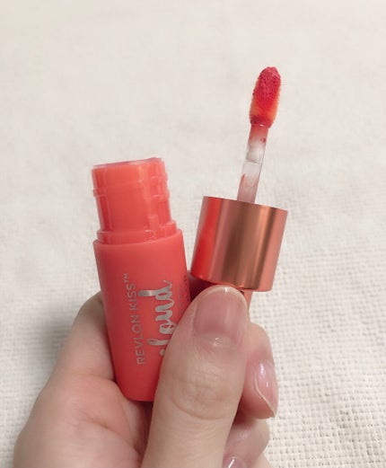 キス クラウド ブロッテッド リップ カラー/REVLON/口紅を使ったクチコミ(2枚目)