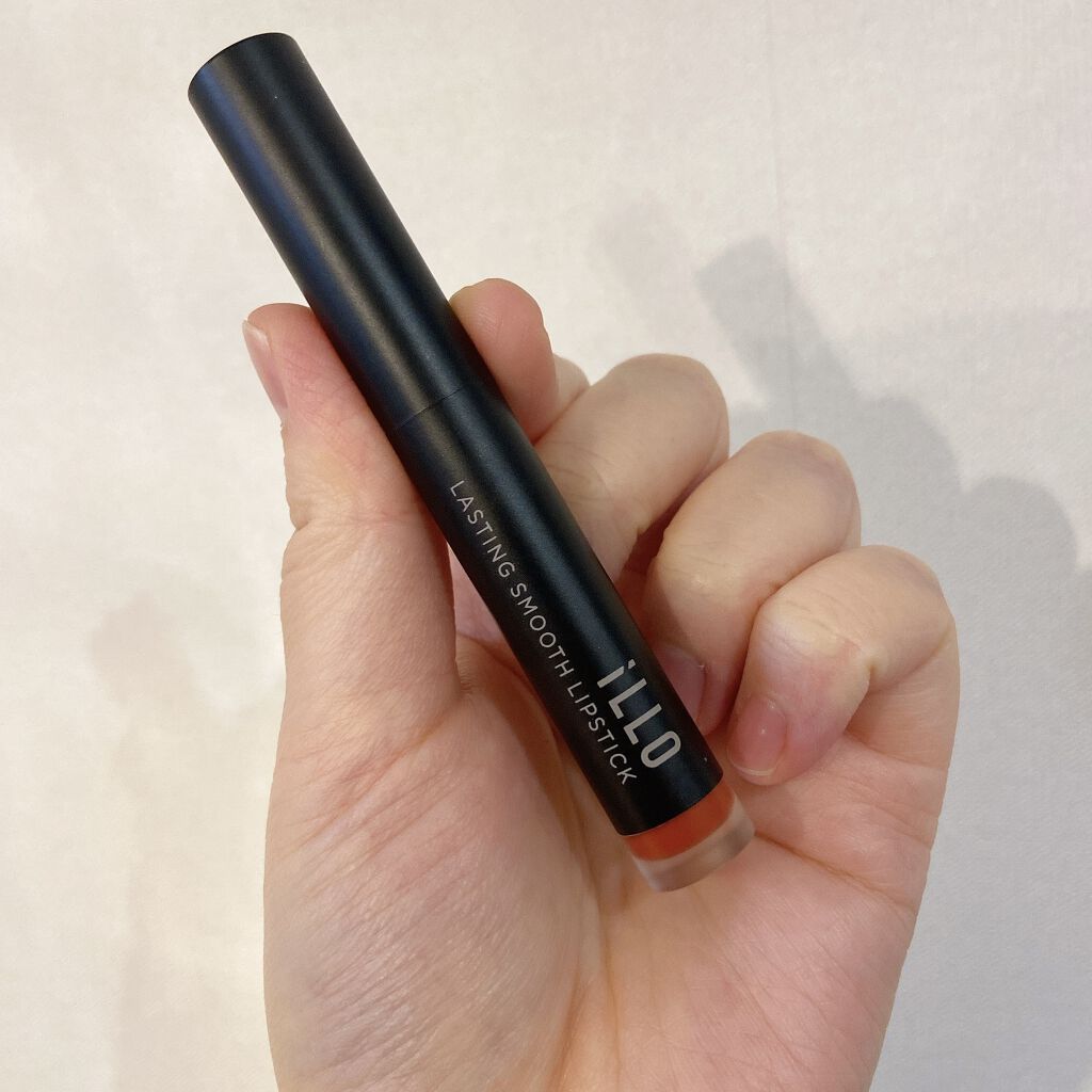 LASTING SMOOTH LIPSTICK(ラスティングスムースリップスティック)/iLLO/口紅を使ったクチコミ（3枚目）