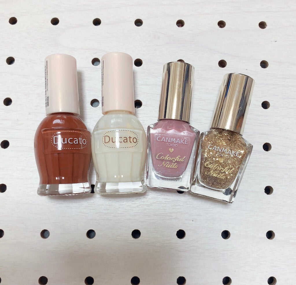 カラフルネイルズ/キャンメイク/マニキュアを使ったクチコミ(2枚目)
