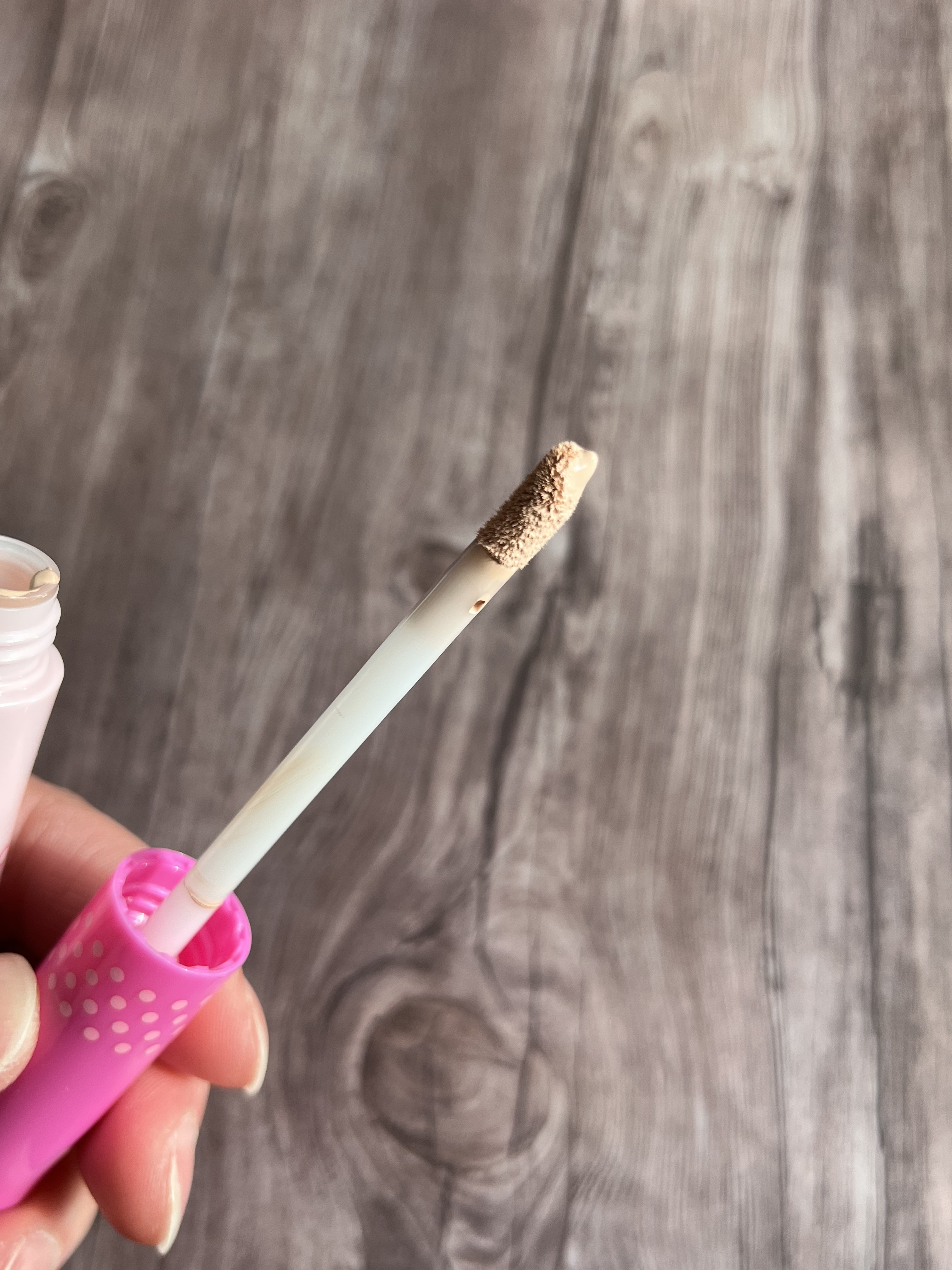 マジックコンシーラー ピンクベージュ/カリプソ/リキッドコンシーラーを使ったクチコミ（3枚目）