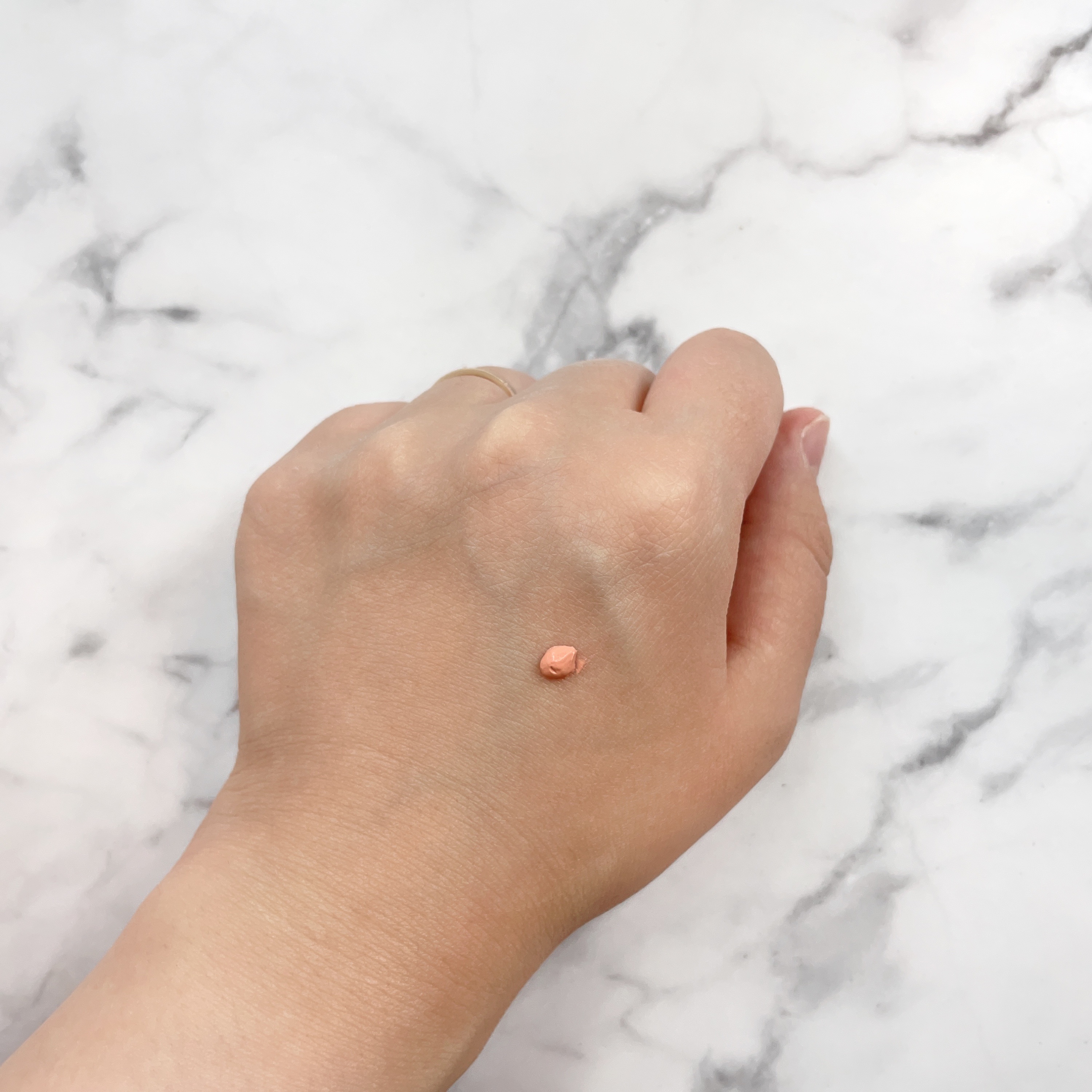 クロノビューティ カラーオンUV/アリィー/日焼け止めクリームを使ったクチコミ（3枚目）