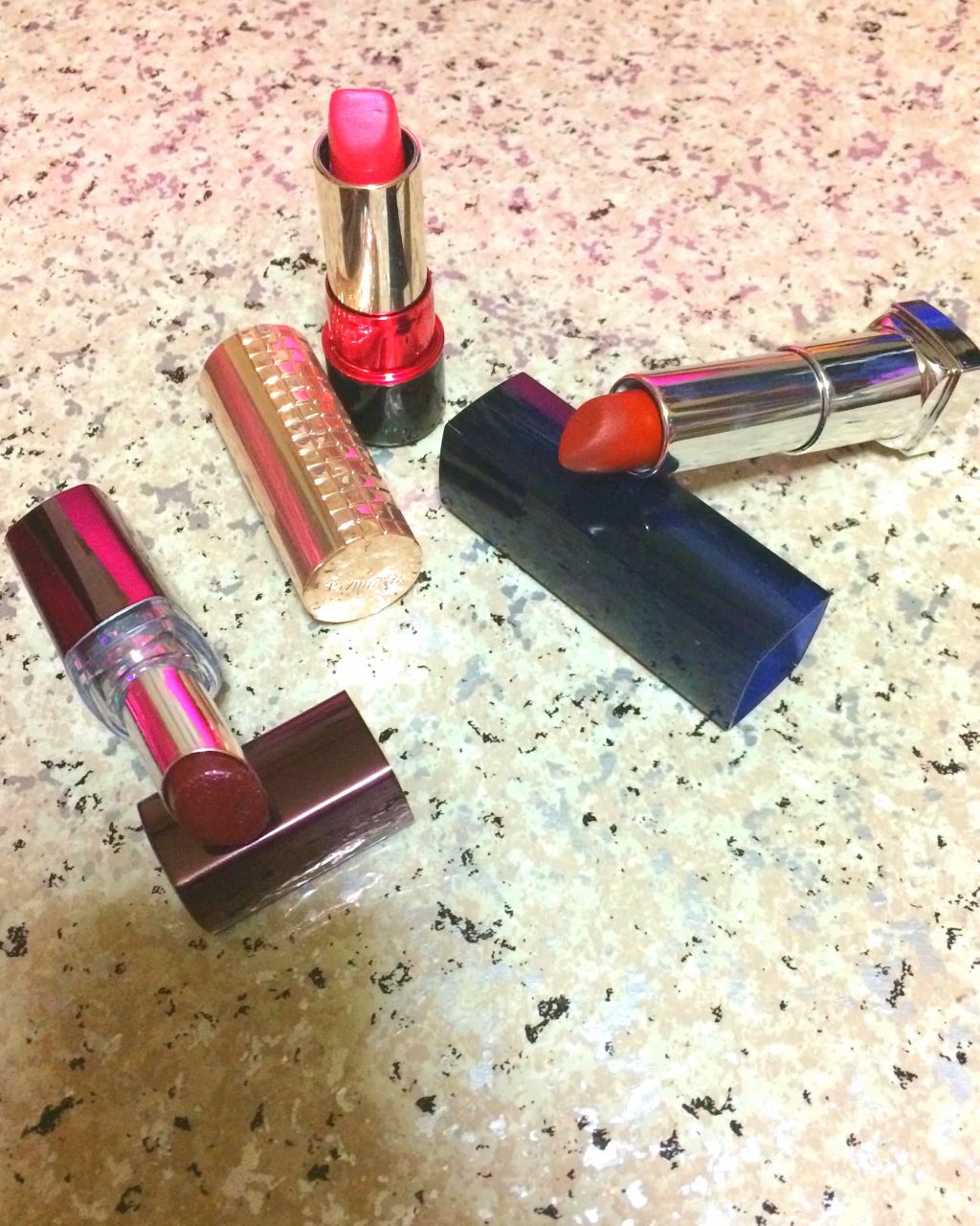 ウォーター シャイニー ボリューミー パール/MAYBELLINE NEW YORK/口紅を使ったクチコミ（1枚目）