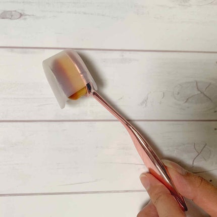 春姫ファンデーションブラシ(オーバル型)/DAISO/メイクブラシを使ったクチコミ(3枚目)