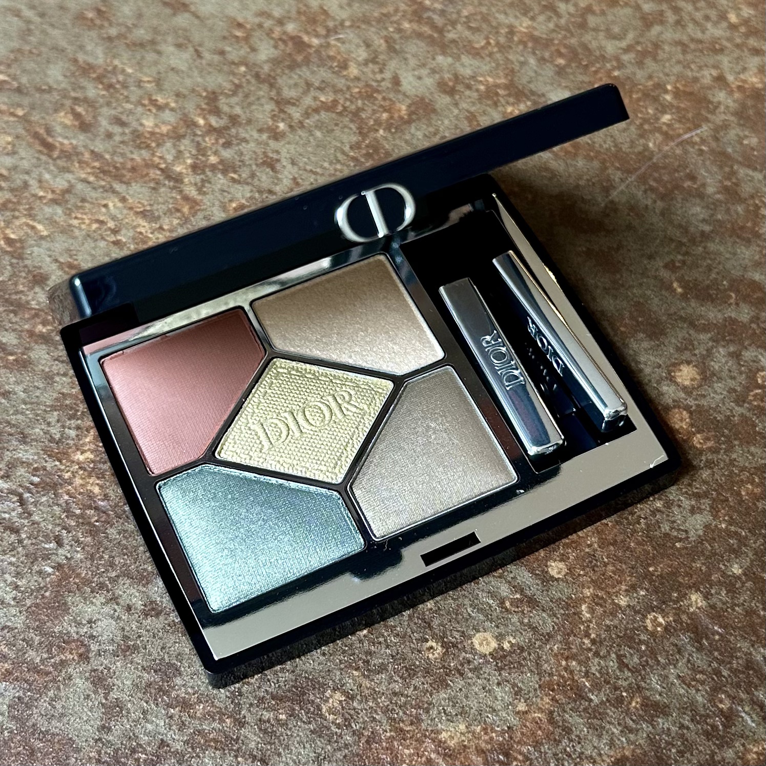 ディオールショウ サンク クルール/Dior/アイシャドウを使ったクチコミ（1枚目）