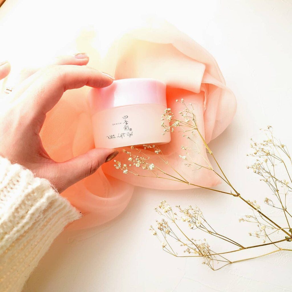 ホワイトリフトジェル/四季彩/オールインワン化粧品を使ったクチコミ(2枚目)