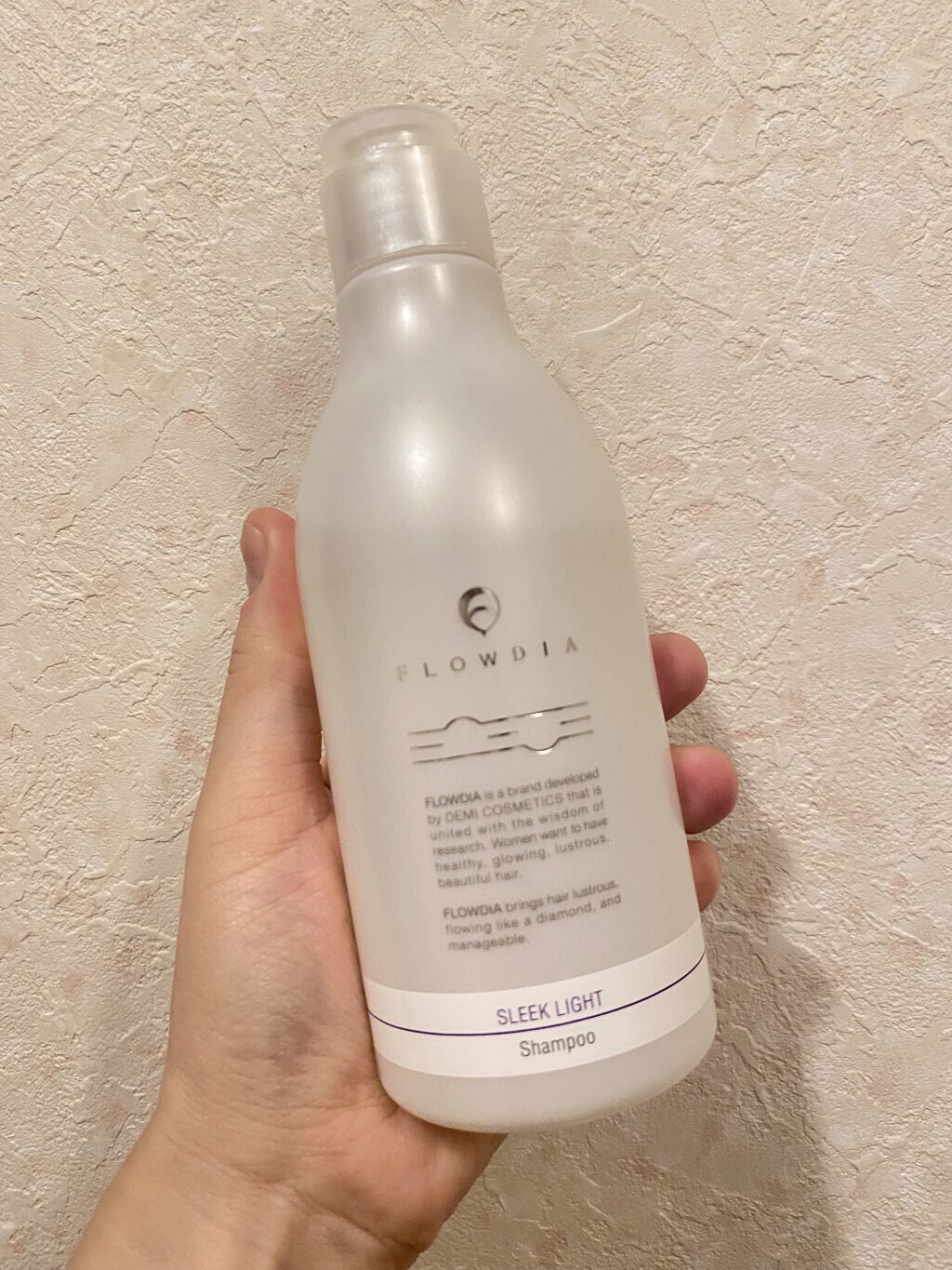 シャンプー スリークライト/FLOWDIA/サロンシャンプーを使ったクチコミ（1枚目）