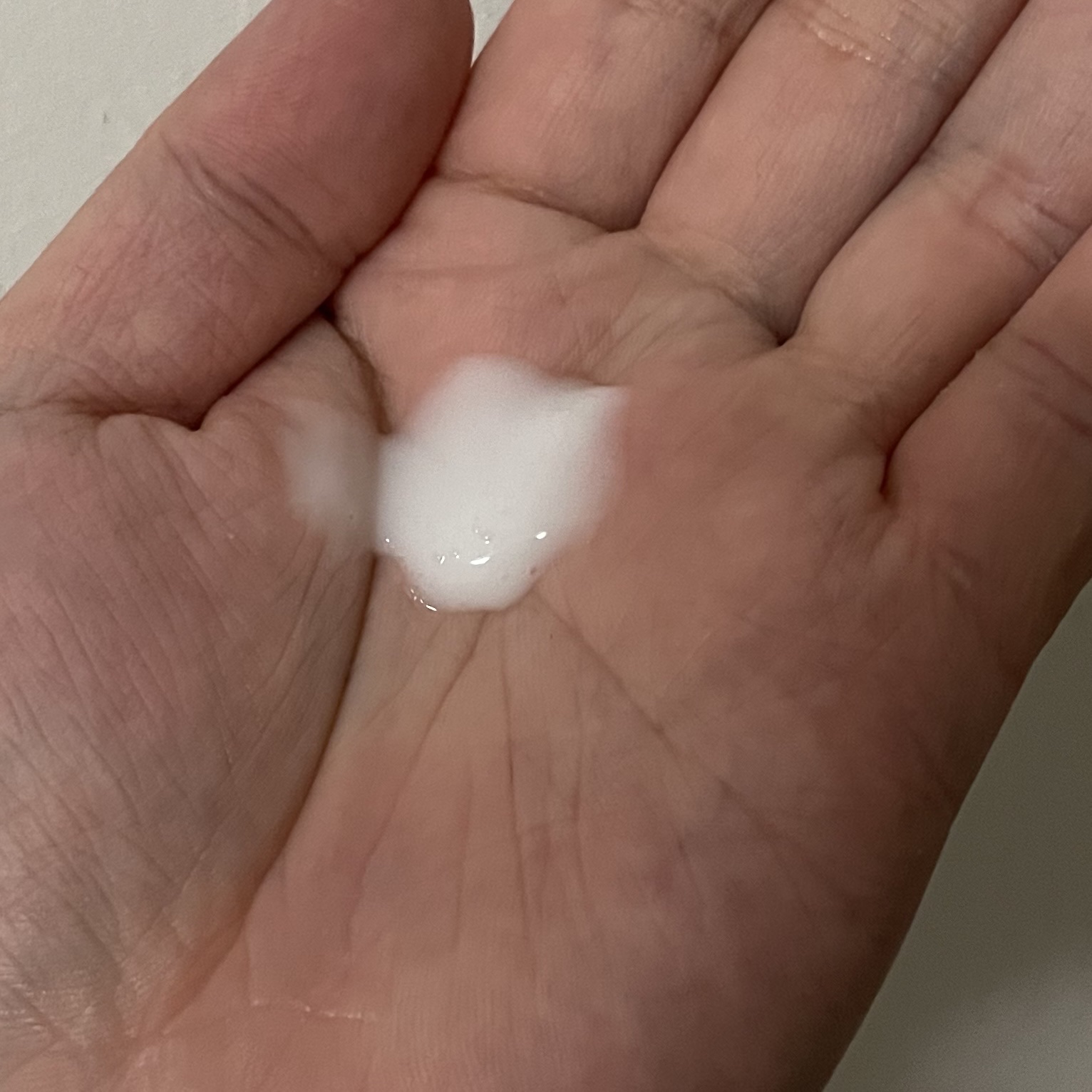 フレグランスヘアミルク ホワイトブーケ/TIAROOM/ヘアミルクを使ったクチコミ（3枚目）