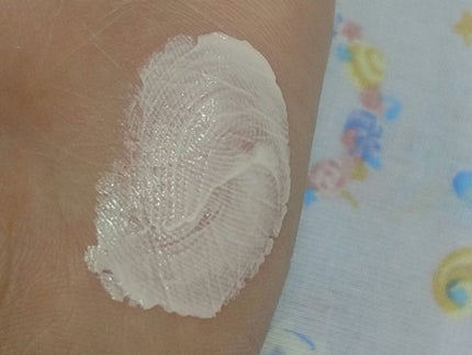 マットシフォンUVモイストベース/KiSS/化粧下地を使ったクチコミ(4枚目)