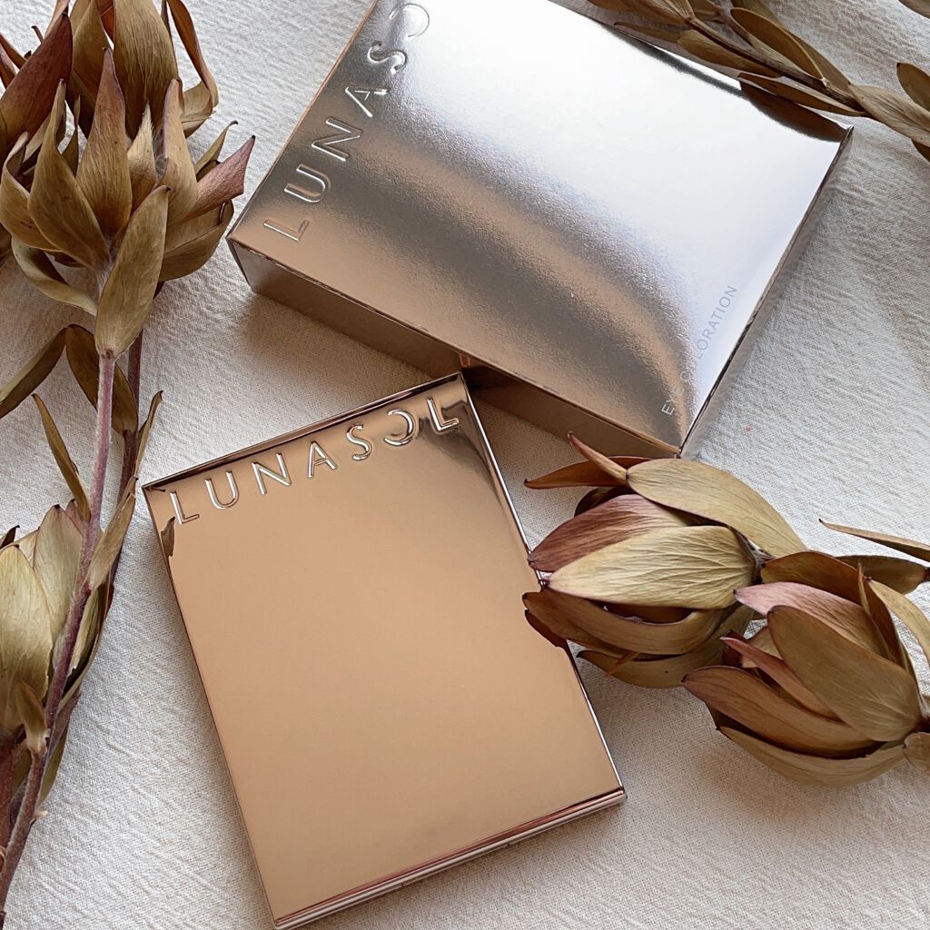 アイカラーレーション EX09（限定発売）/LUNASOL/アイシャドウパレットを使ったクチコミ（3枚目）