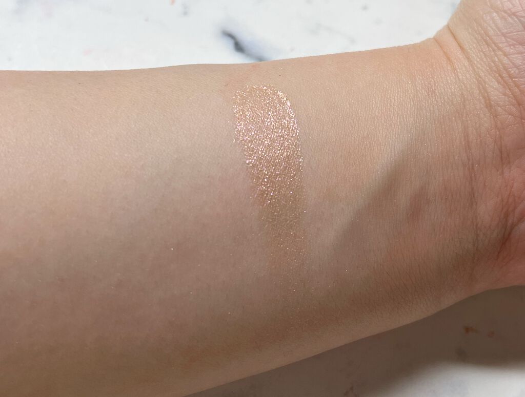 ダズルシャドウ/M・A・C/単色アイシャドウを使ったクチコミ(2枚目)