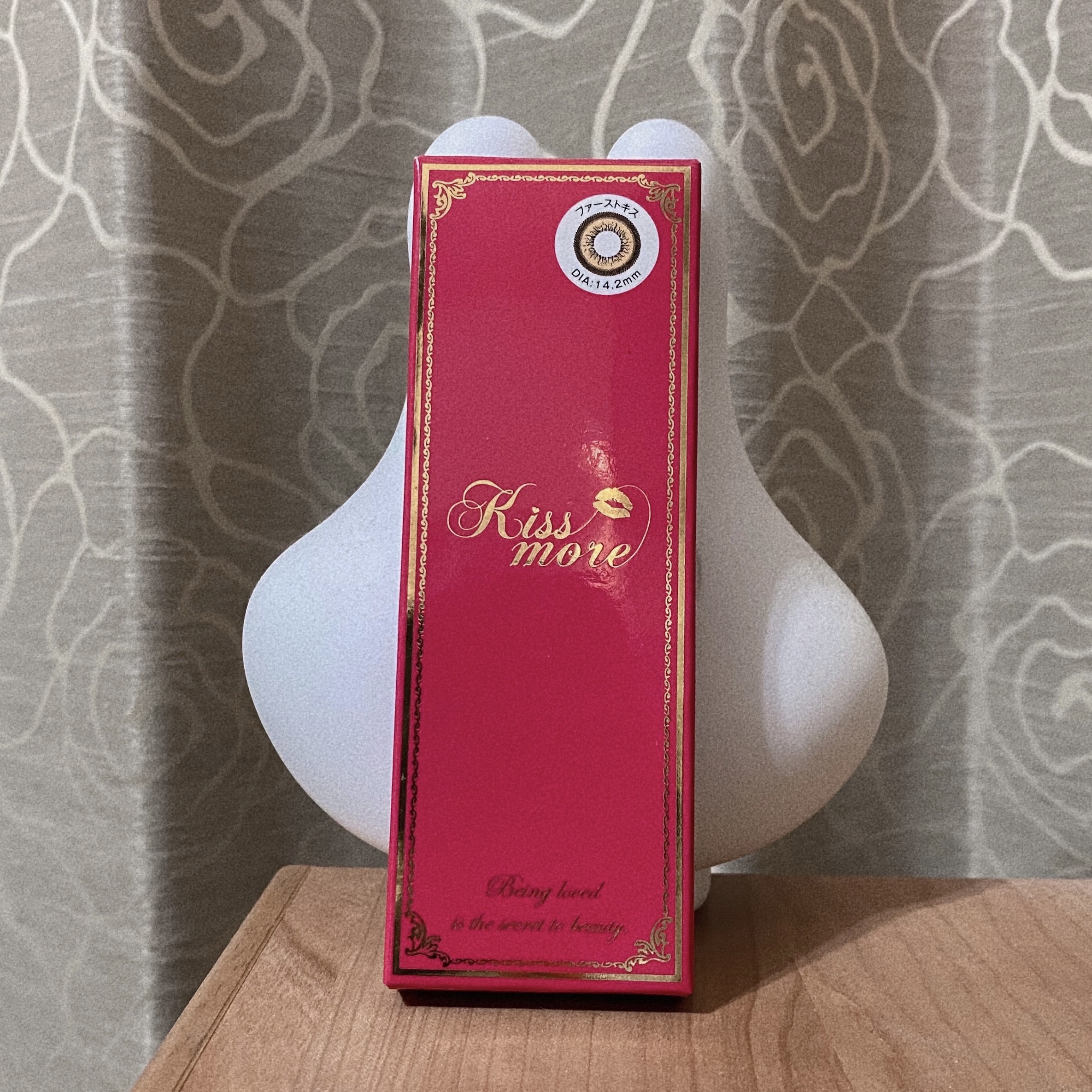 Kiss More クチュールアイズ
