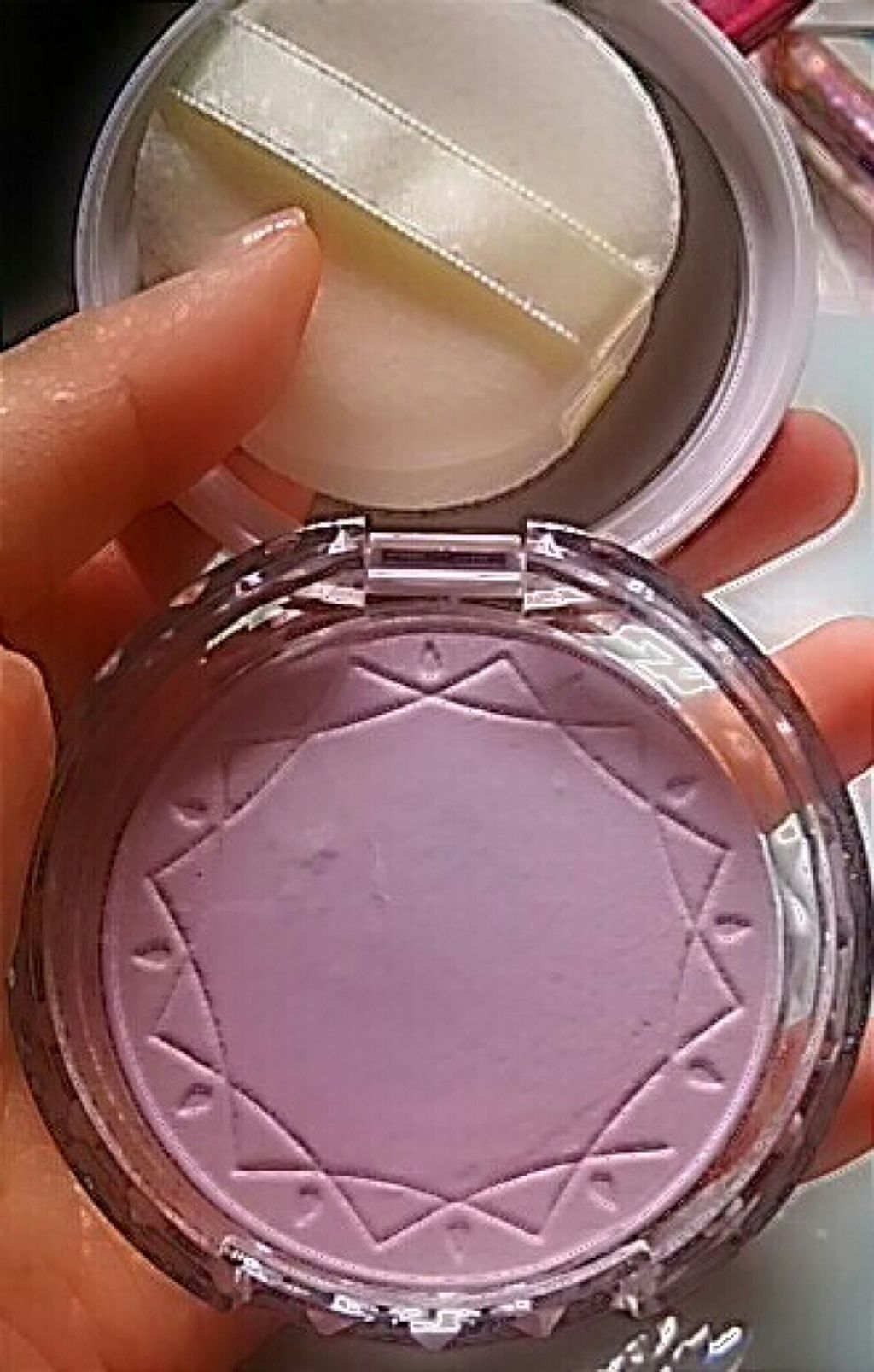 UVクリアフェイスパウダー/CEZANNE/プレストパウダーを使ったクチコミ(2枚目)