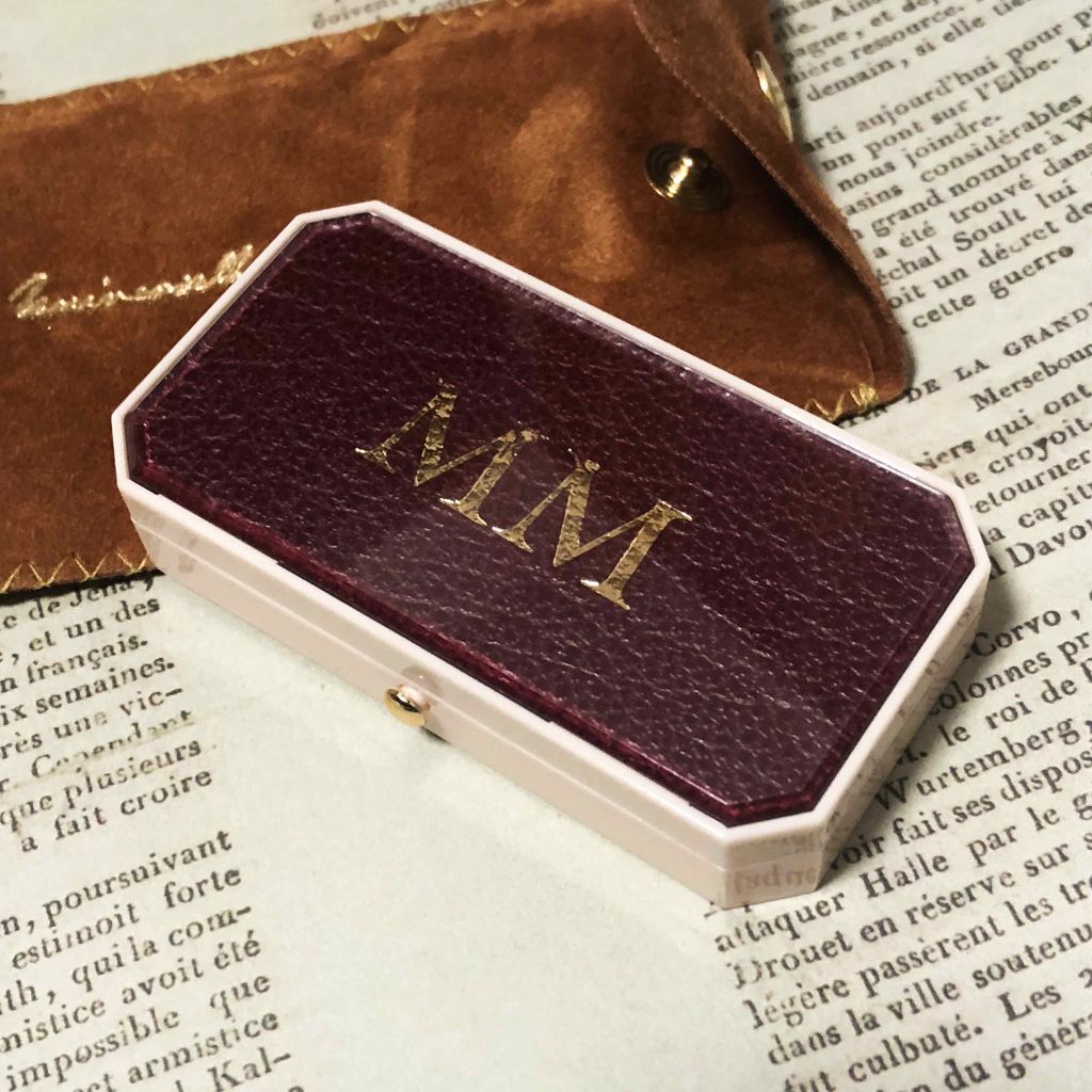 ボーム・デ・ミューズ/オフィシーヌ・ユニヴェルセル・ビュリー/リップバームを使ったクチコミ（2枚目）