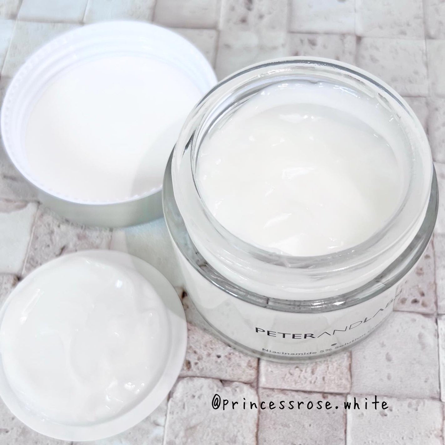 ナイアシンアミド5% ソリューション モイスチャークリーム/PETERANDLABS/フェイスクリームを使ったクチコミ(4枚目)