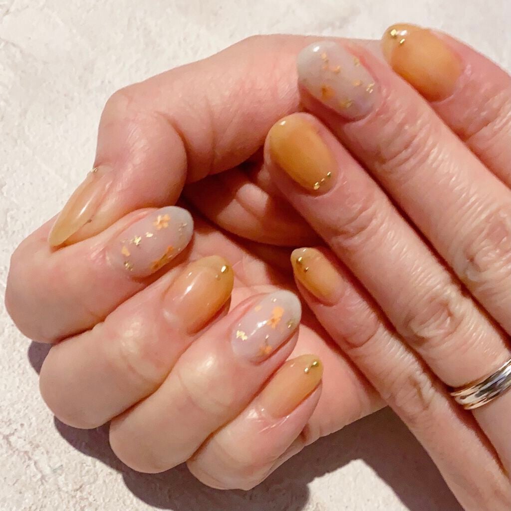 たらちゃん☆follow back100 on LIPS 「今月のネイル〜。一見、ハロウィンのようですが…ベージュに近いオ..」(4枚目)