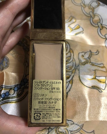 シェイド アンド イルミネイト ソフト ラディアンス ファンデーション SPF 50/TOM FORD BEAUTY/リキッドファンデーションを使ったクチコミ（2枚目）