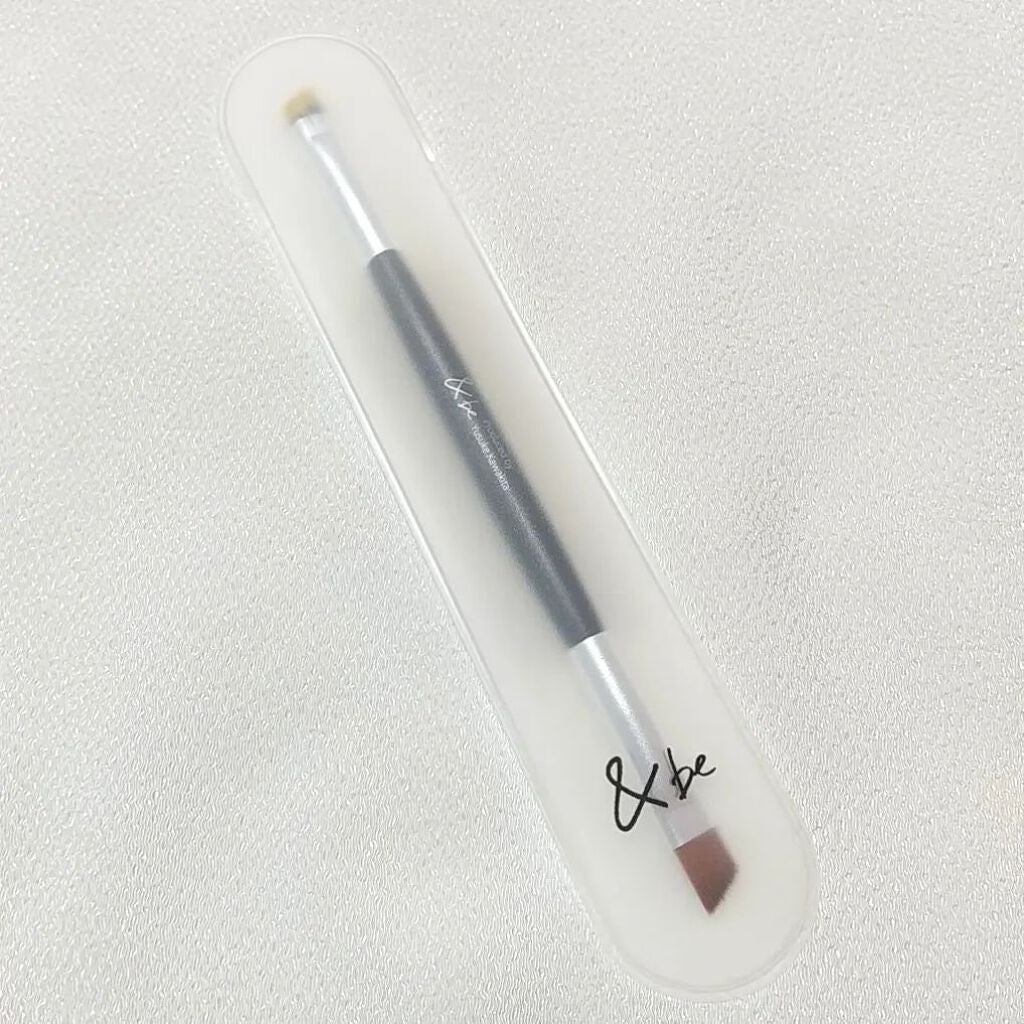 ダブルエンドアイブロウブラシ熊野筆/&be/メイクブラシを使ったクチコミ(2枚目)