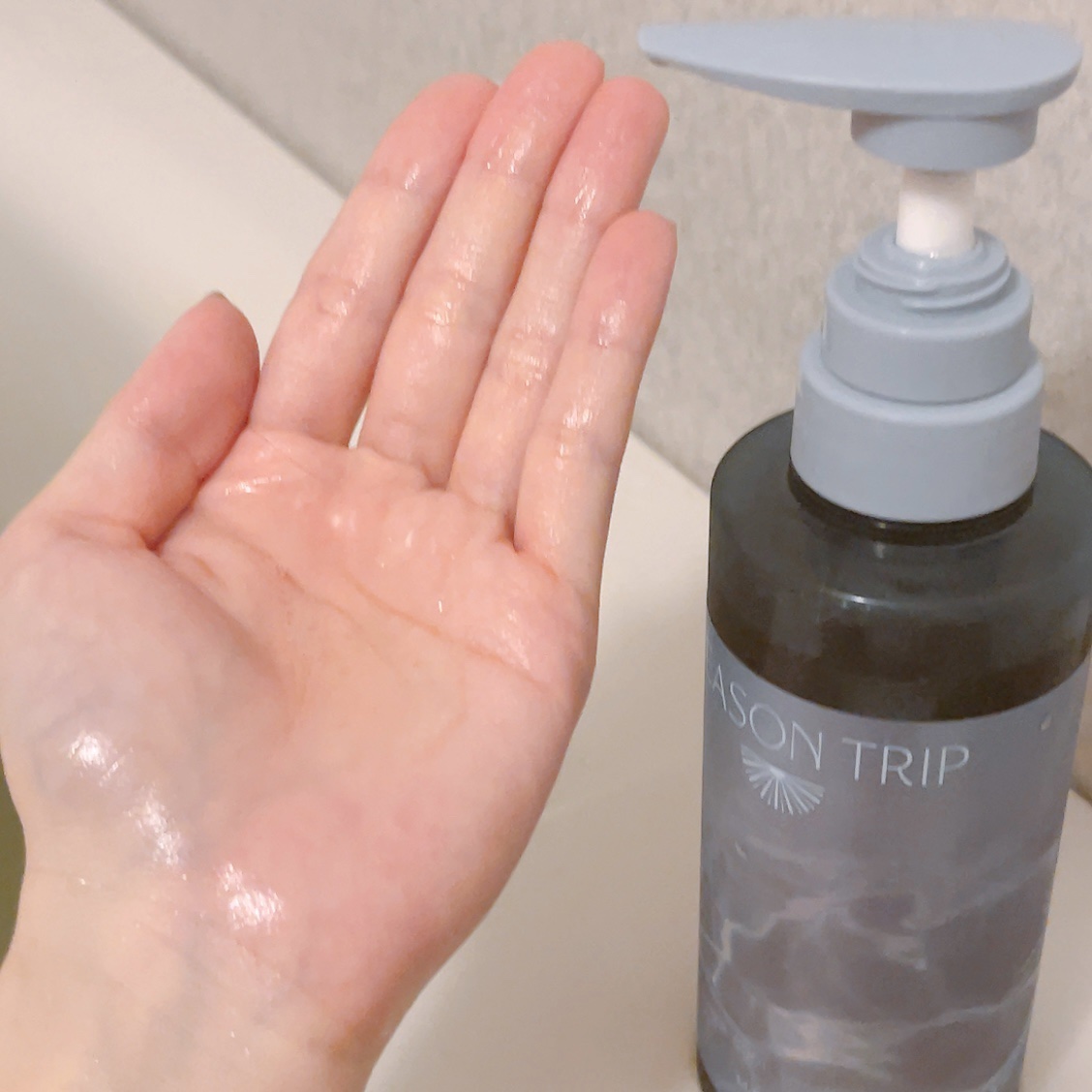 シーズントリップ スーパークールシャンプー 300ml/ミアンビューティー/サロンシャンプーを使ったクチコミ（3枚目）