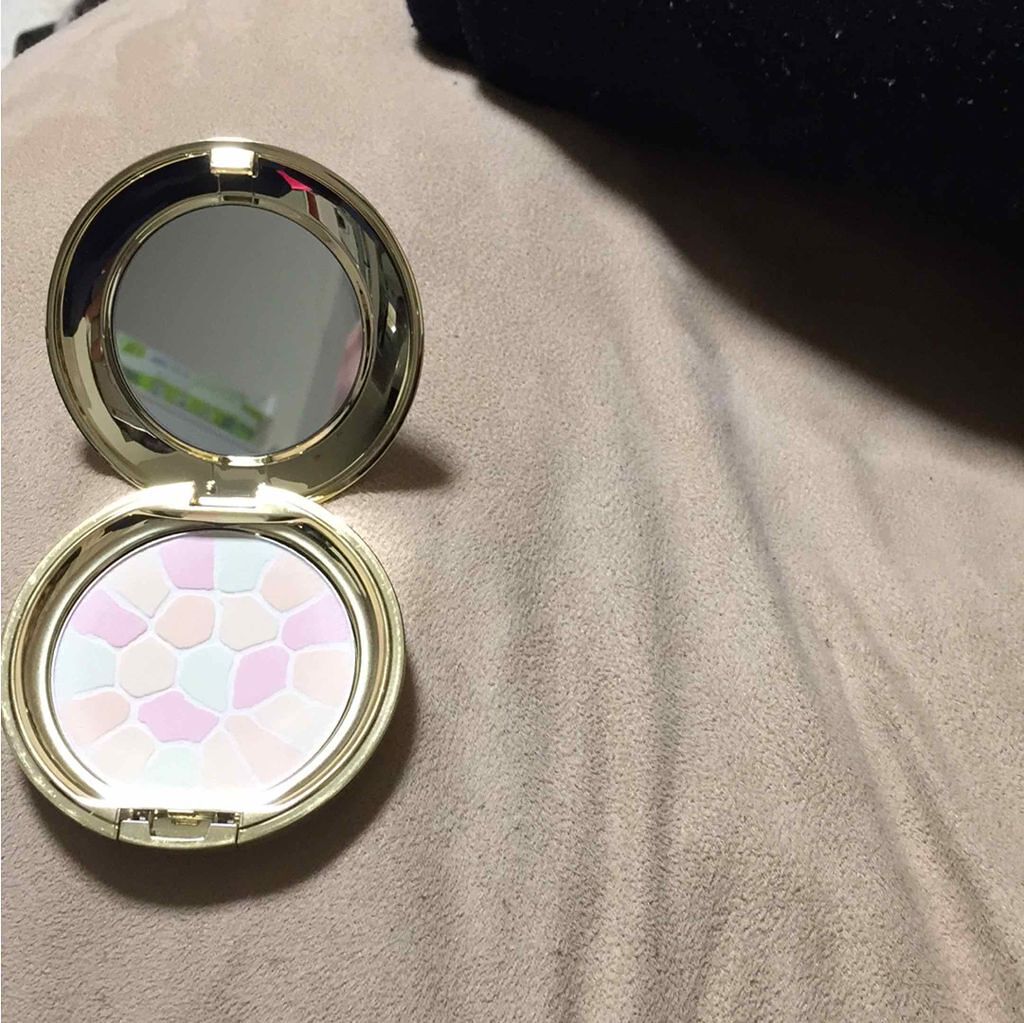 ラ プードル オートニュアンス/Elégance/プレストパウダーを使ったクチコミ（2枚目）