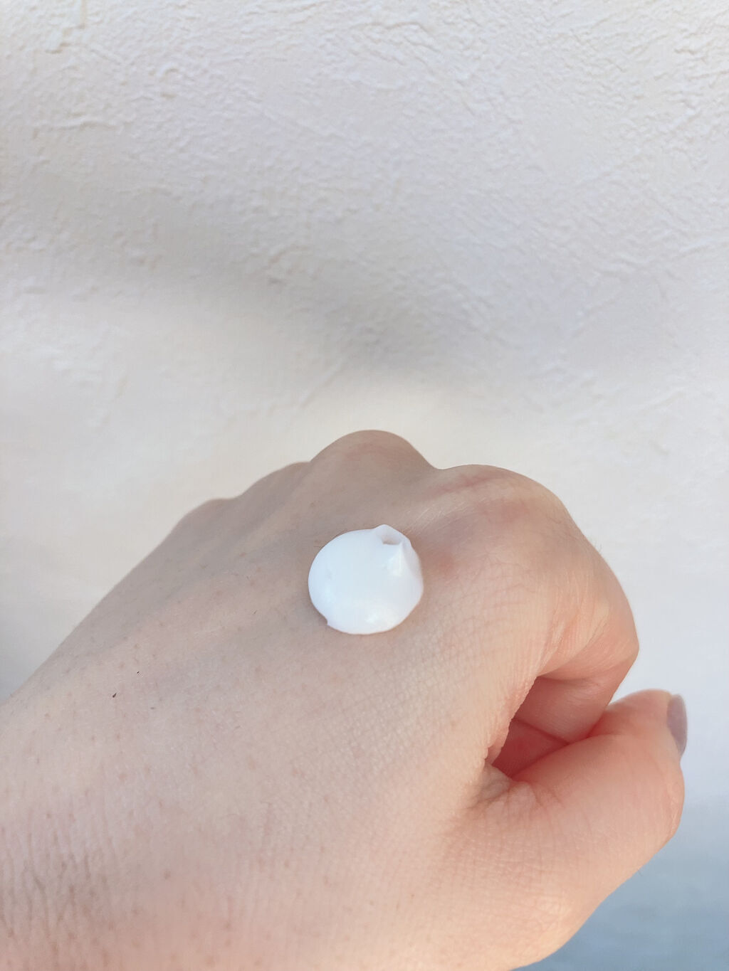 ハンドクリーム ブルーミングペアー 74g/JILL STUART/ハンドクリームを使ったクチコミ（2枚目）