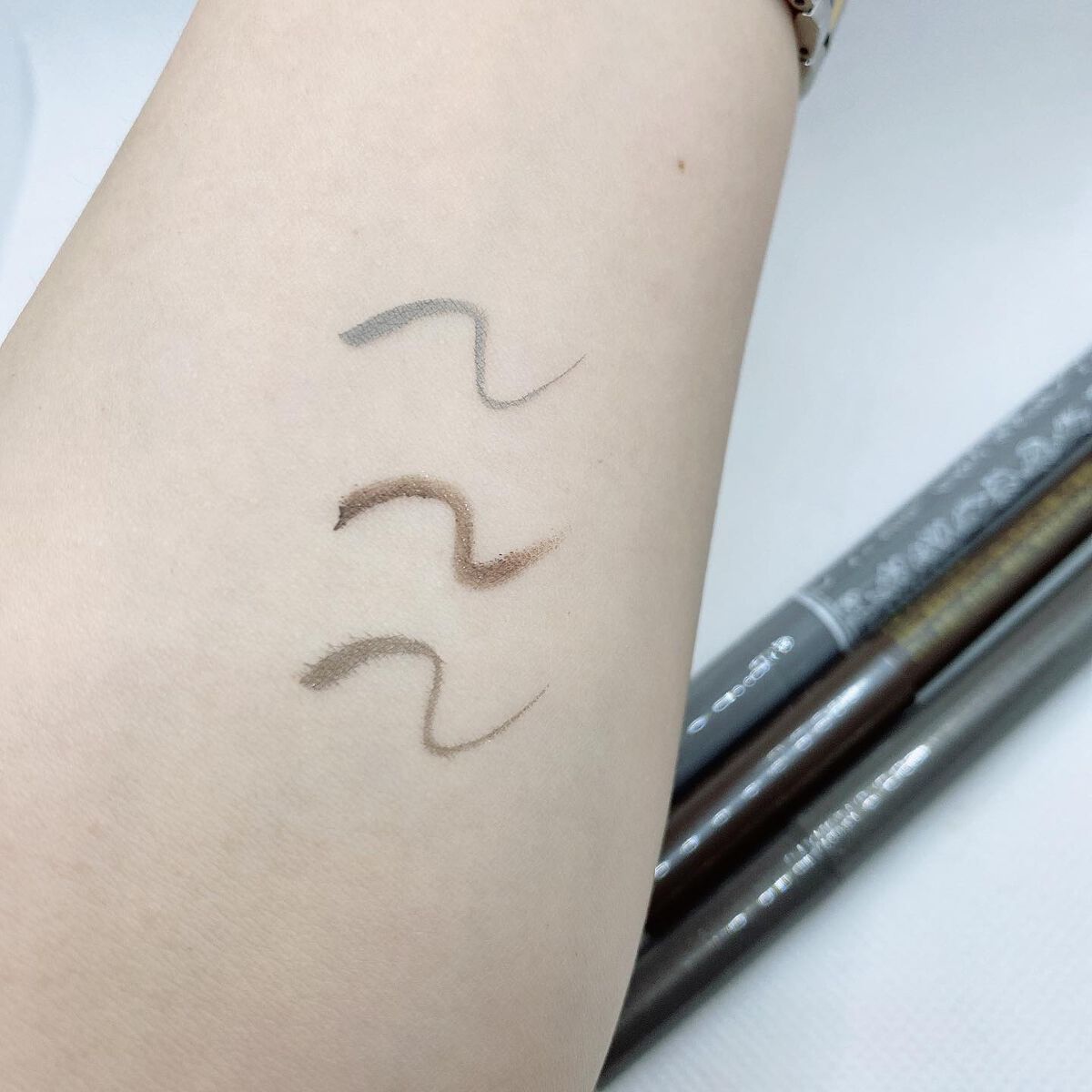 グリッターインパクトライナー/Visée/リキッドアイライナーを使ったクチコミ（3枚目）