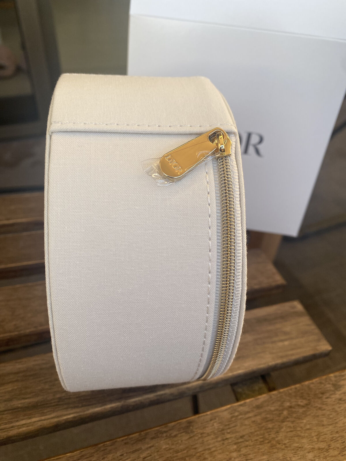 バニティポーチ/Dior/化粧ポーチを使ったクチコミ（2枚目）