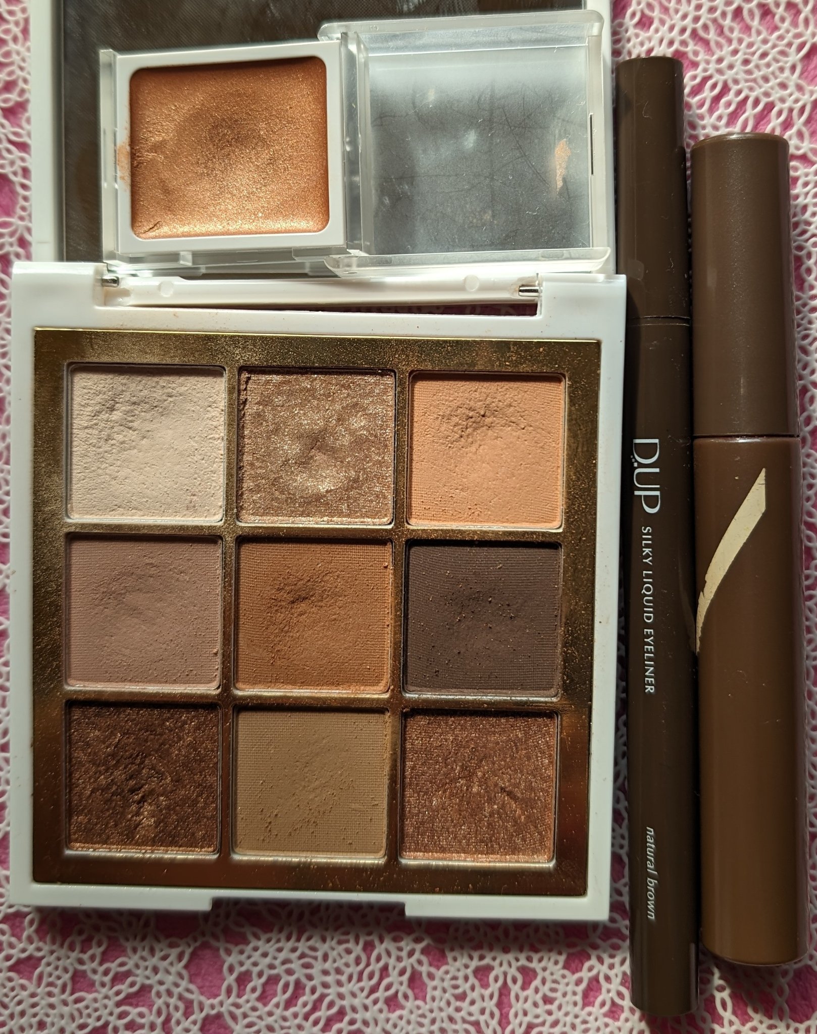 9色 マットグリッターアイシャドウパレット/MINSHZEE/アイシャドウパレットを使ったクチコミ（1枚目）