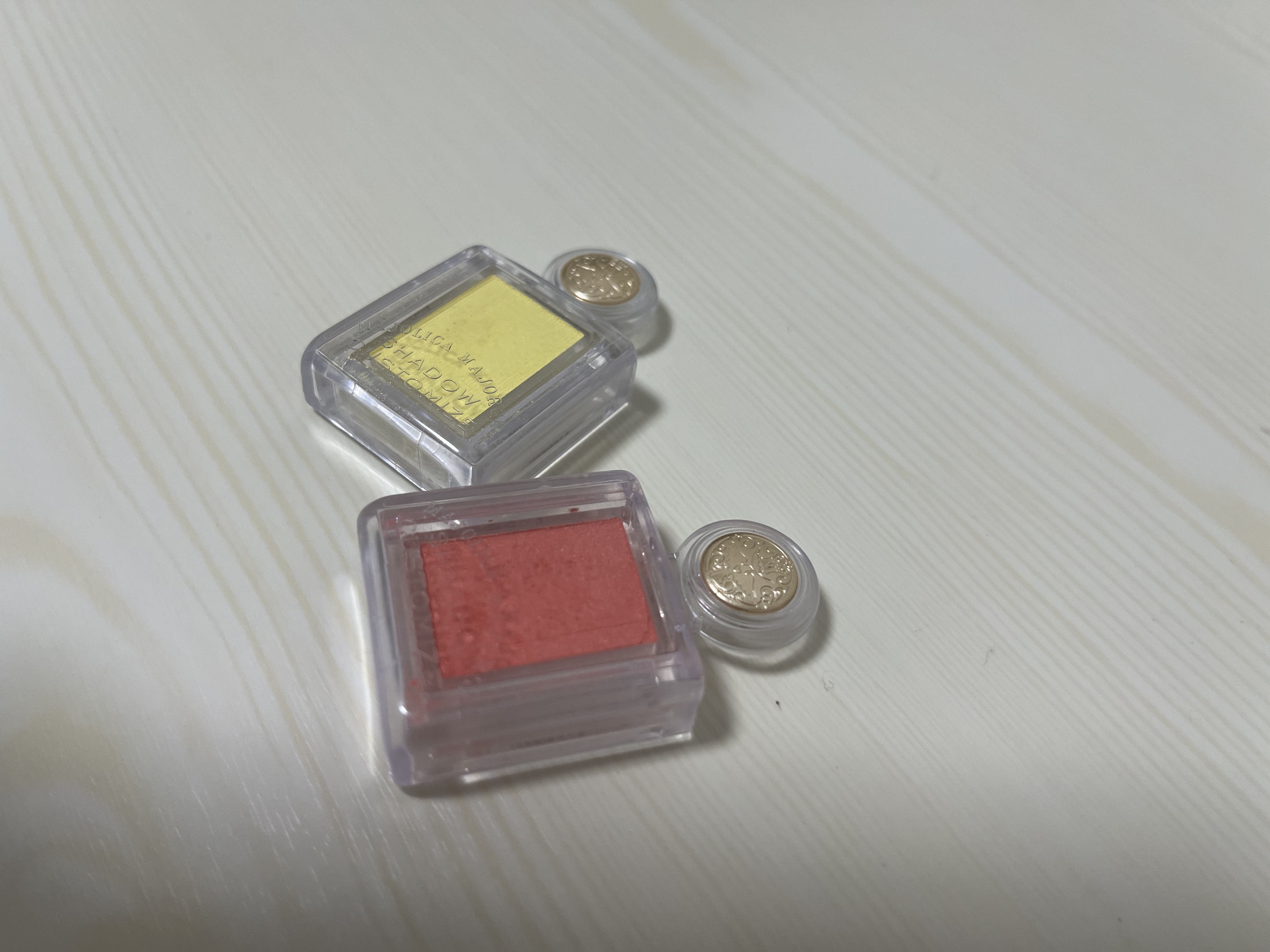 シャドーカスタマイズ/MAJOLICA MAJORCA/単色アイシャドウを使ったクチコミ（1枚目）