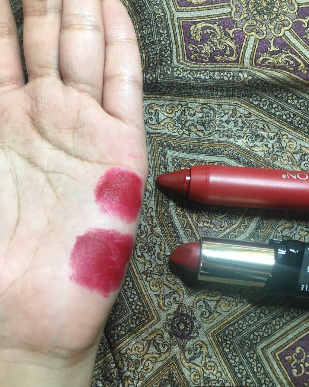 カラーリッシュ Mマット N イザベル マラン コレクション/ロレアル パリ/口紅を使ったクチコミ（3枚目）