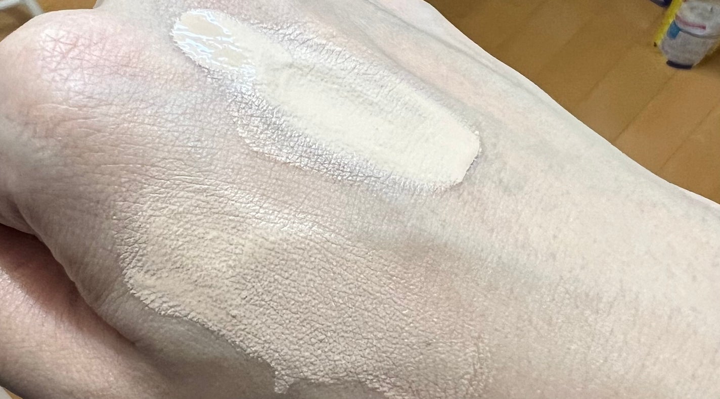 アンビシャス ビューティーセラムファンデーション/SINN PURETÉ/リキッドファンデーションを使ったクチコミ(2枚目)