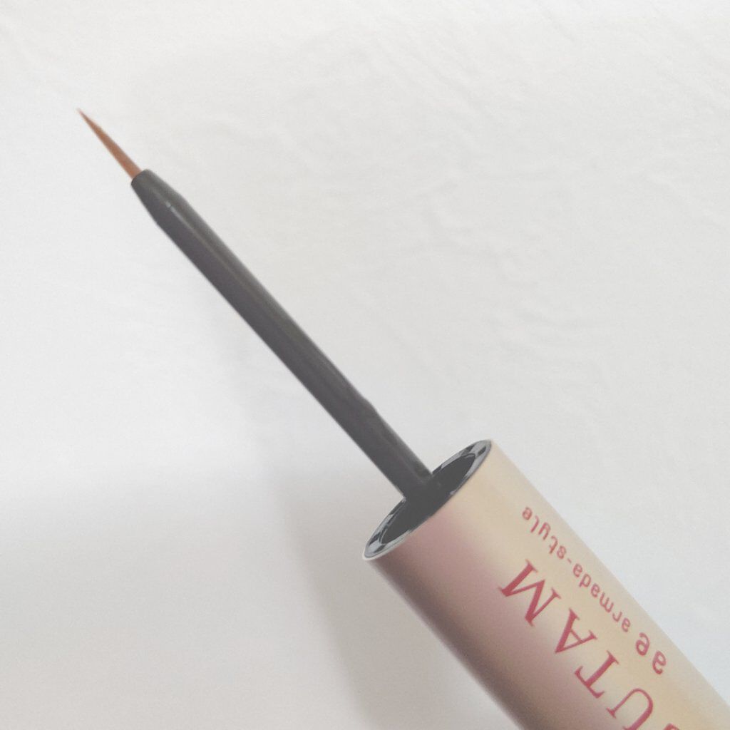 エグータム/アルマダスタイル/まつげ美容液を使ったクチコミ（2枚目）