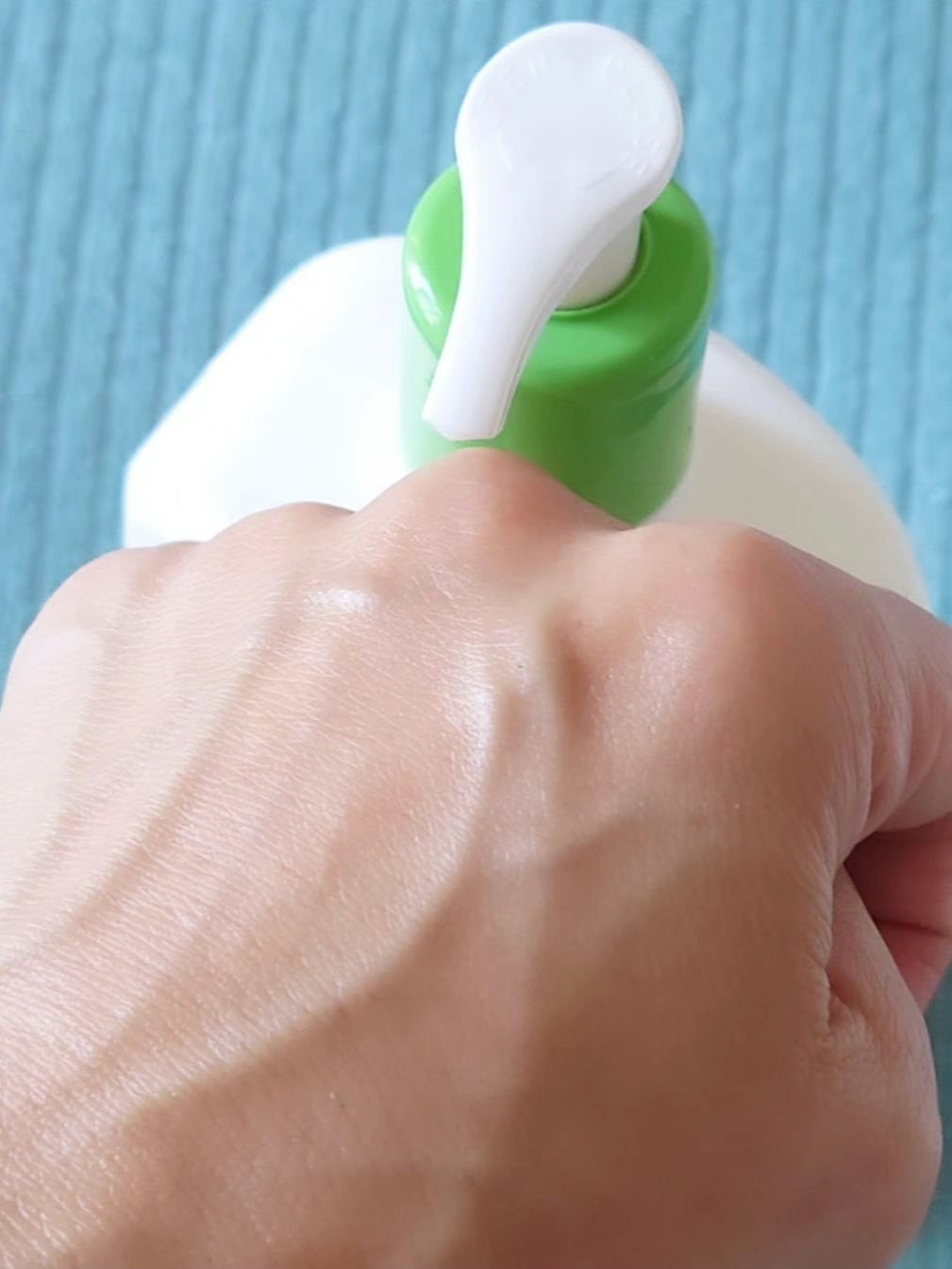 モイスチャライジングローション/セタフィル/ボディローションを使ったクチコミ(6枚目)