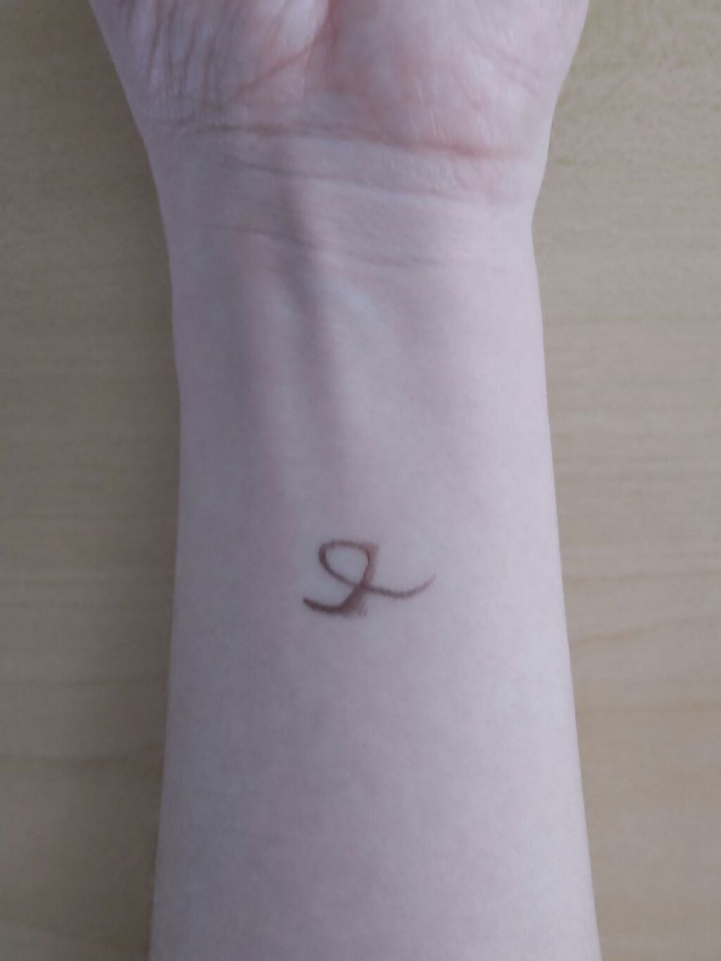 「密着アイライナー」ショート筆リキッド/デジャヴュ/リキッドアイライナーを使ったクチコミ(3枚目)