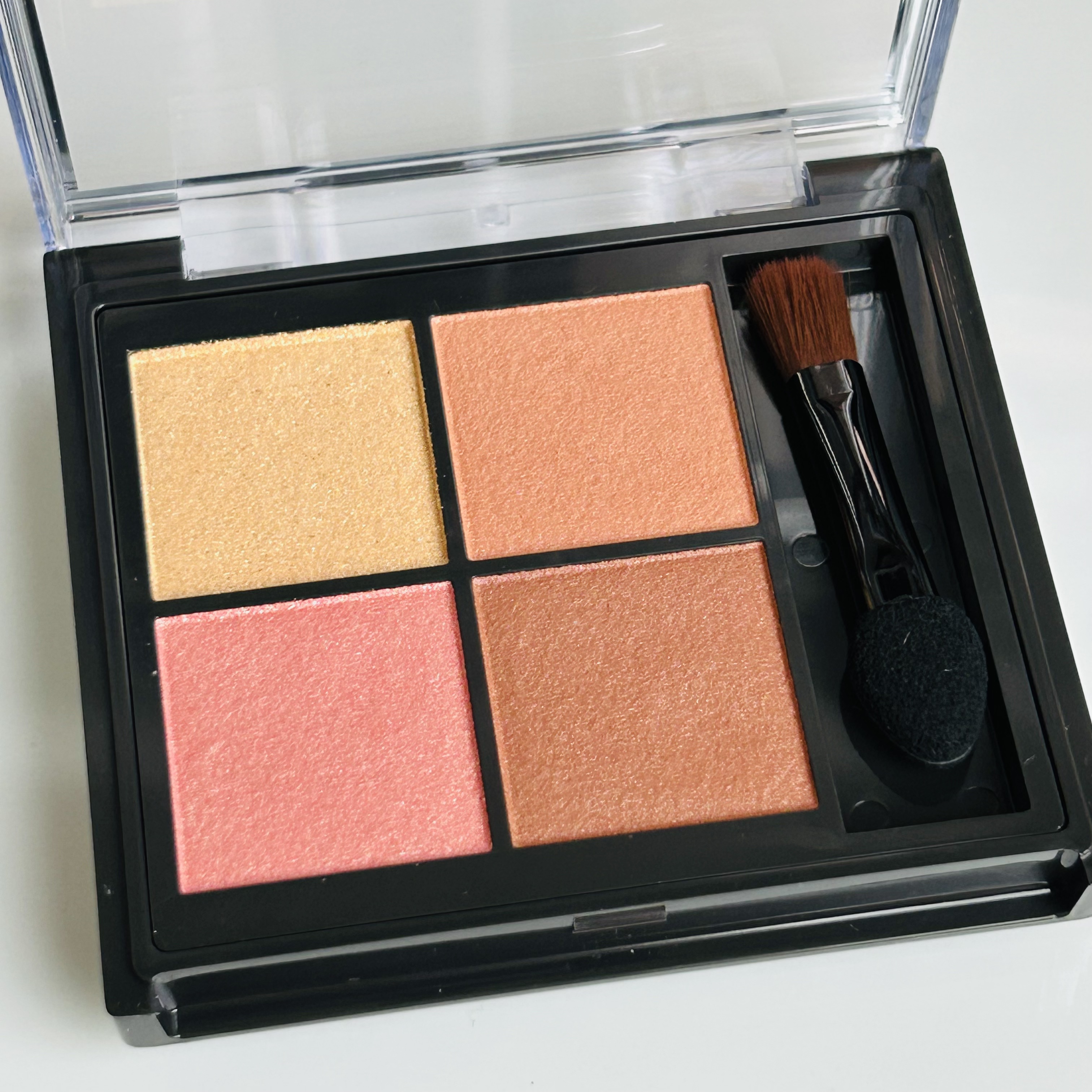 キスミー　フェルム　スタイリングアイパレット 02 アプリコットビジュー/キスミー フェルム/アイシャドウパレットを使ったクチコミ（2枚目）