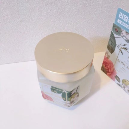 パヒュームドボディスクラブ フレールソープ/plu/ボディスクラブを使ったクチコミ(2枚目)