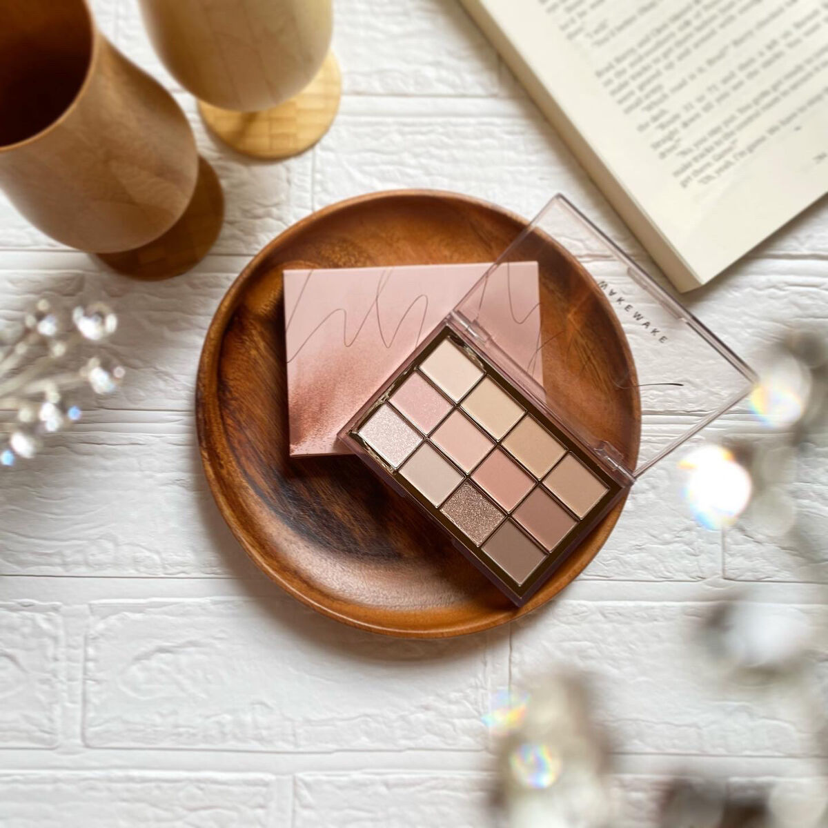 ソフトブラーリングアイパレット/wakemake/アイシャドウパレットを使ったクチコミ（1枚目）